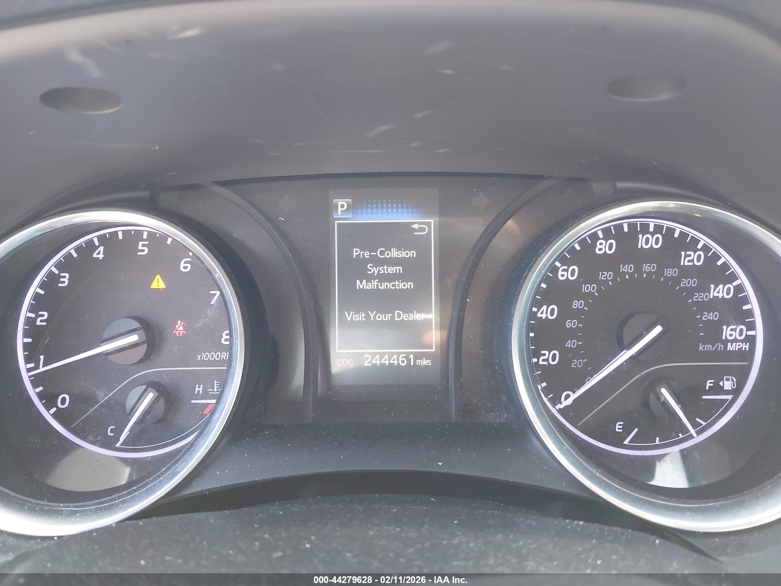 TOYOTA CAMRY image 7
