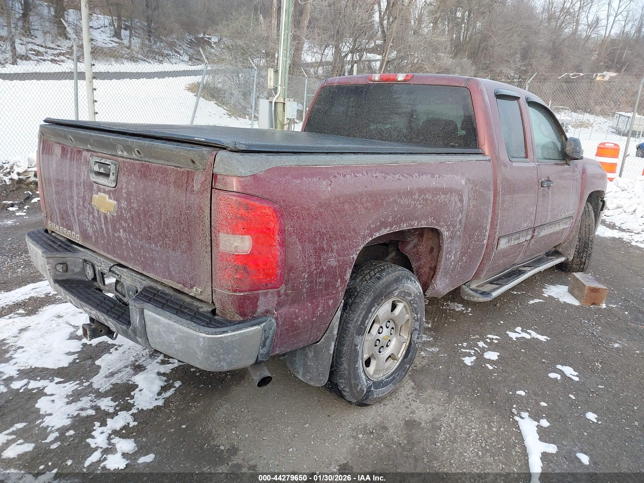 CHEVROLET SILVERADO image 4