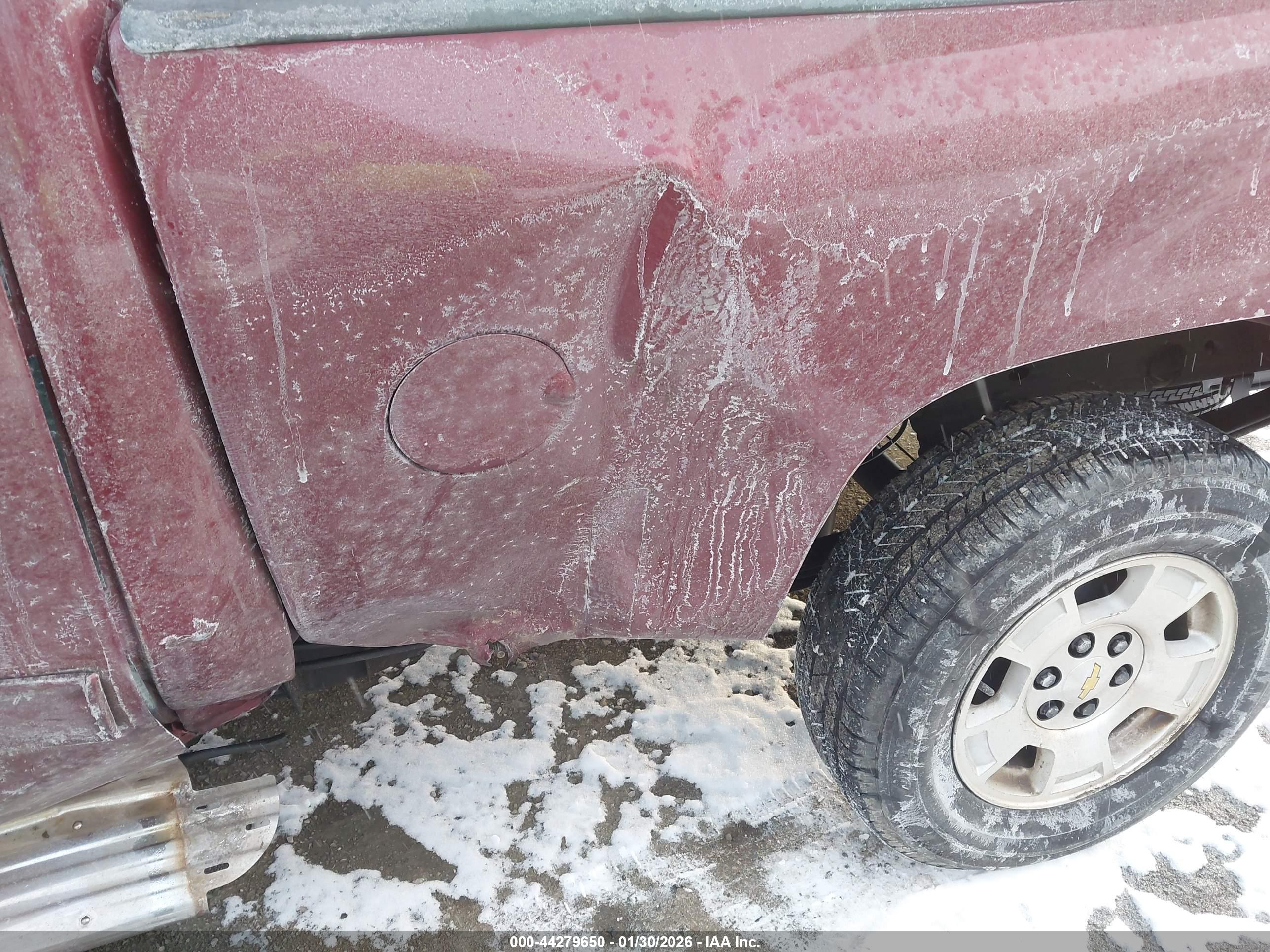 CHEVROLET SILVERADO image 6