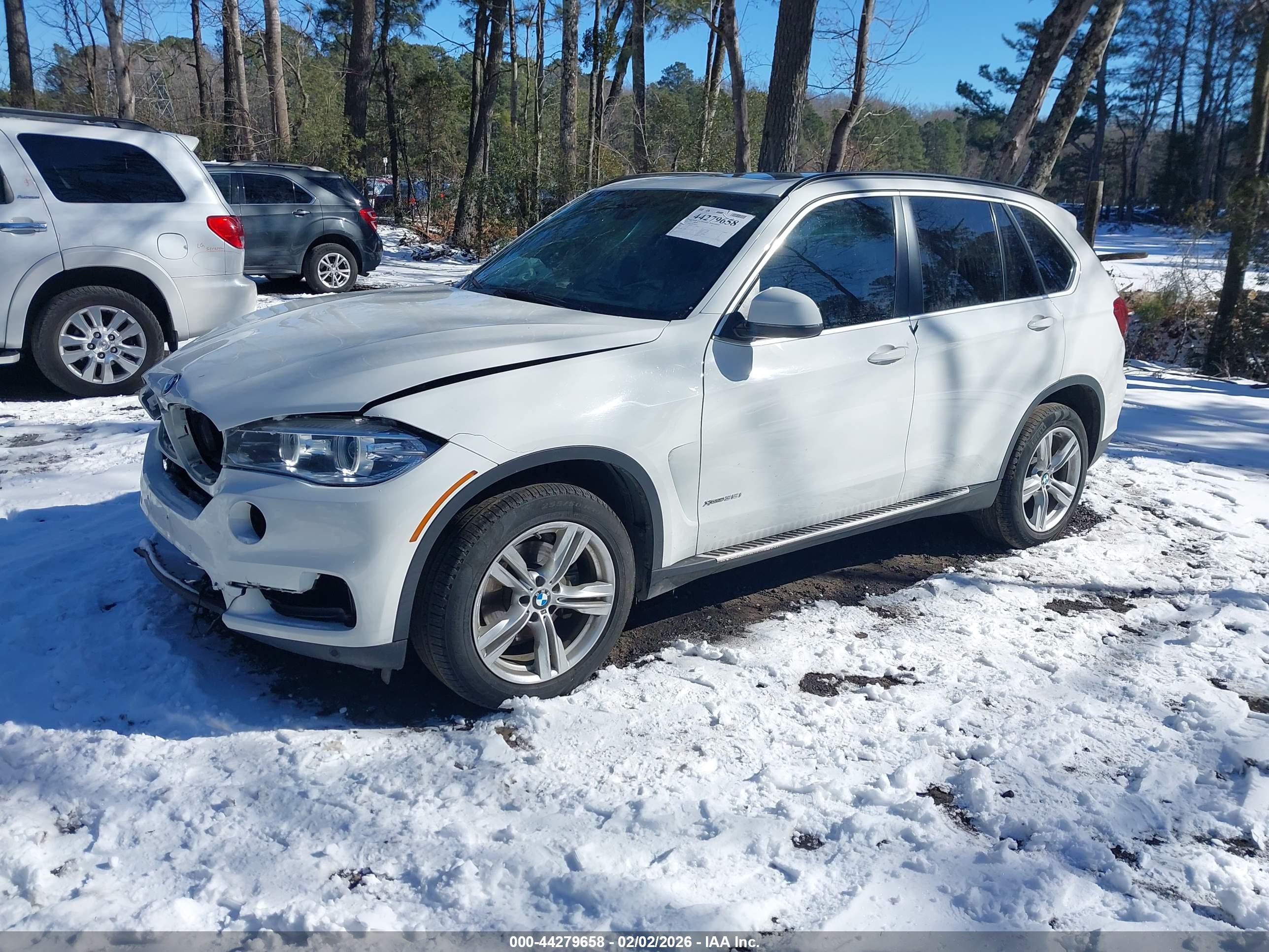 BMW X5 image 2