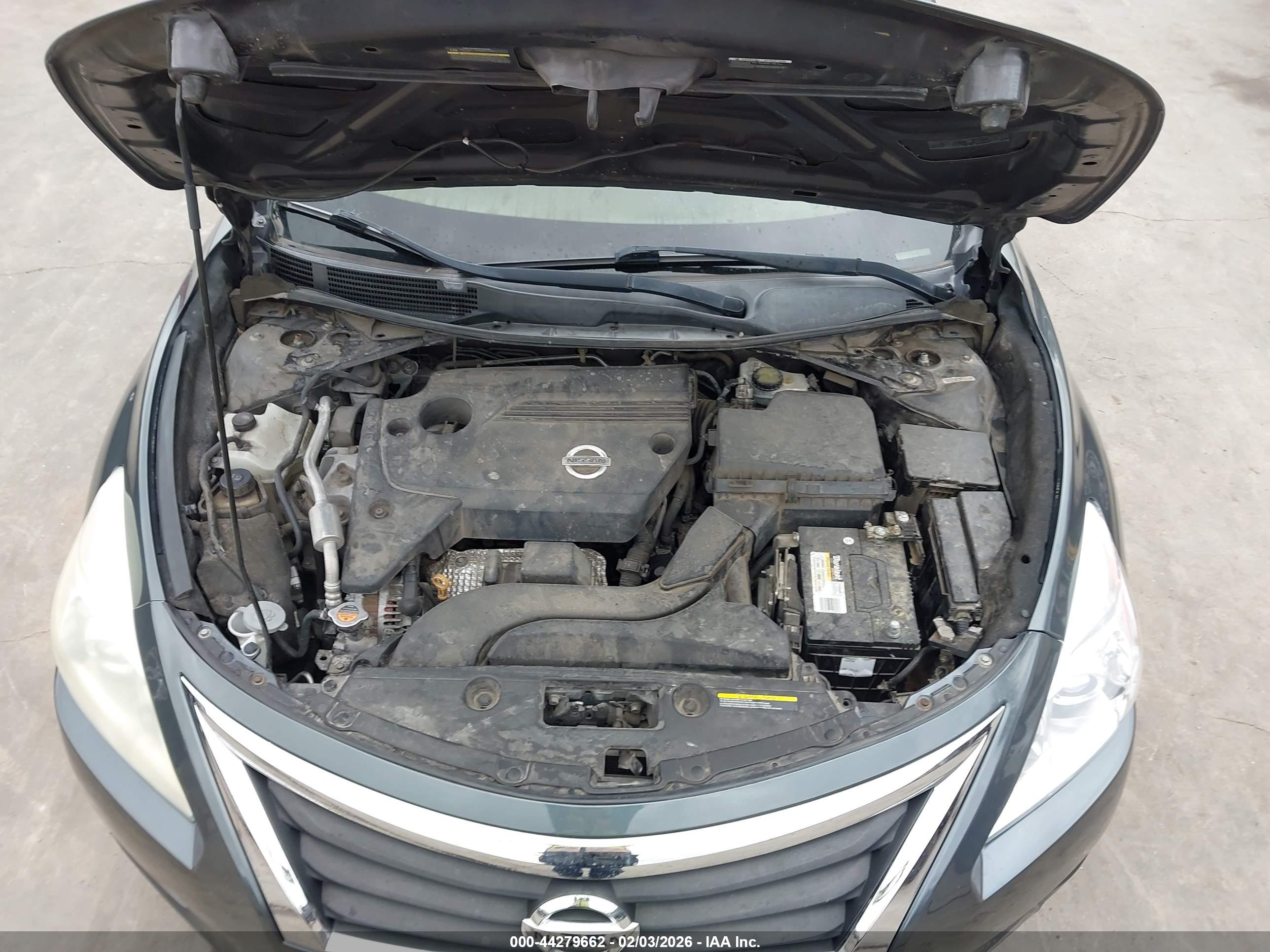 NISSAN ALTIMA image 10