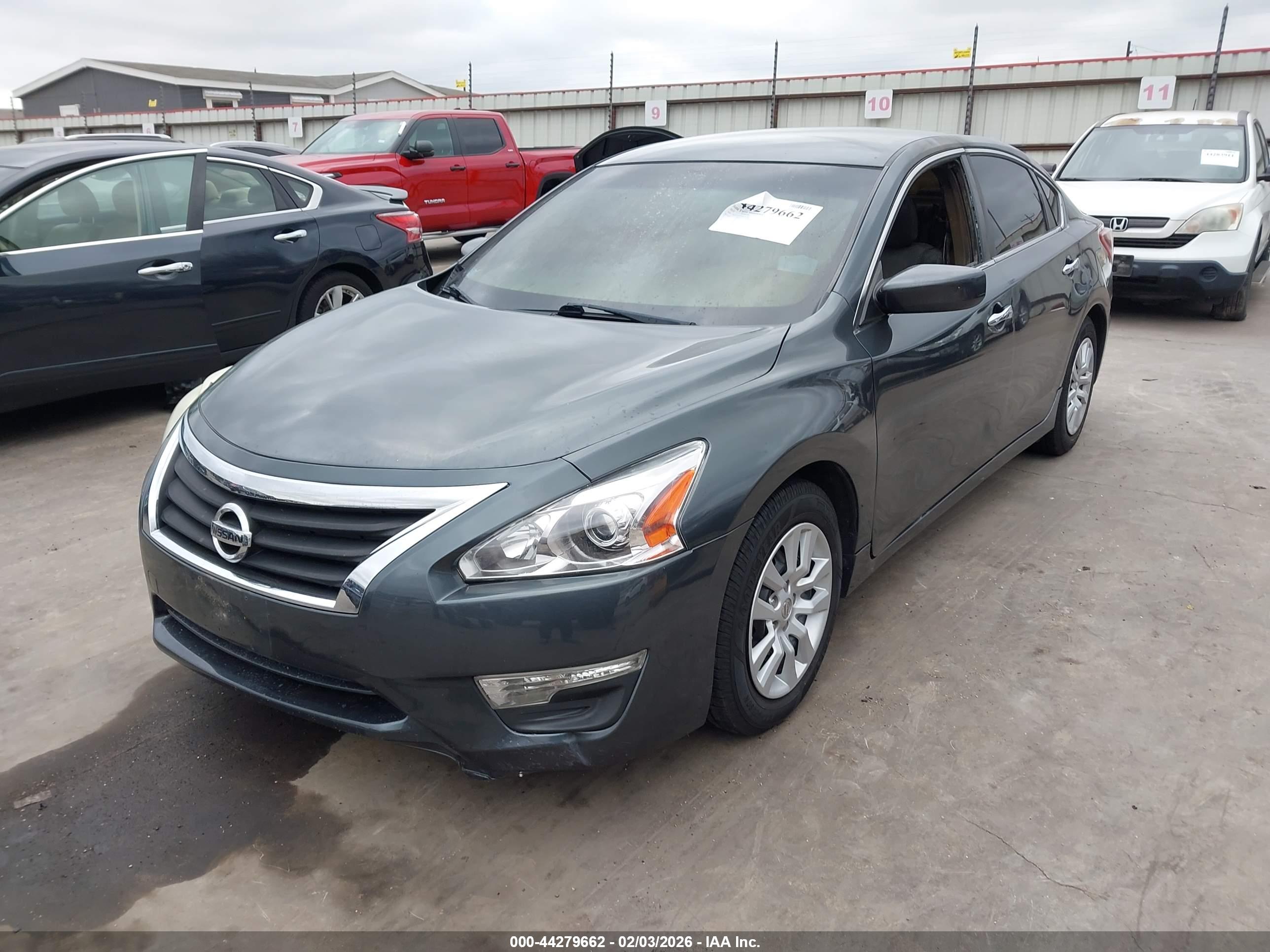 NISSAN ALTIMA image 2