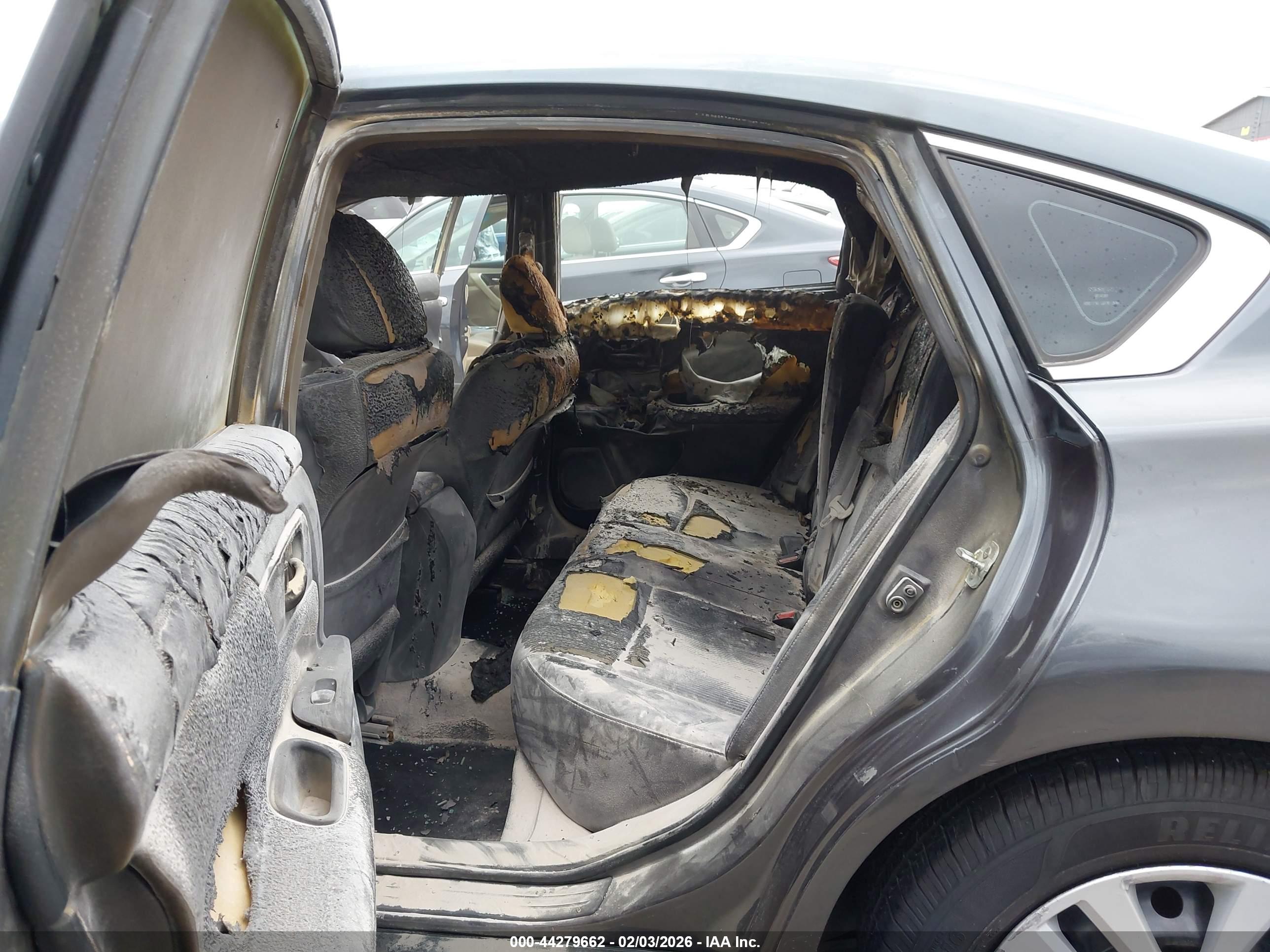 NISSAN ALTIMA image 8