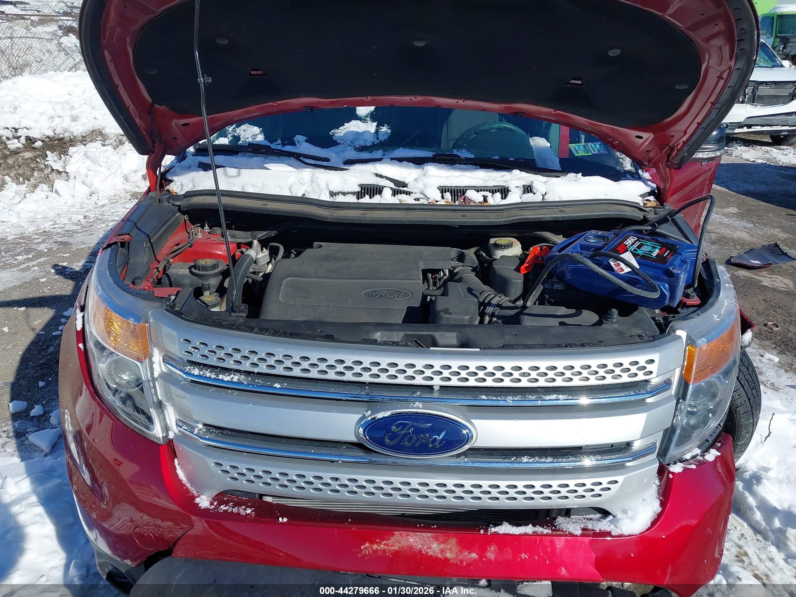 FORD EXPLORER image 10