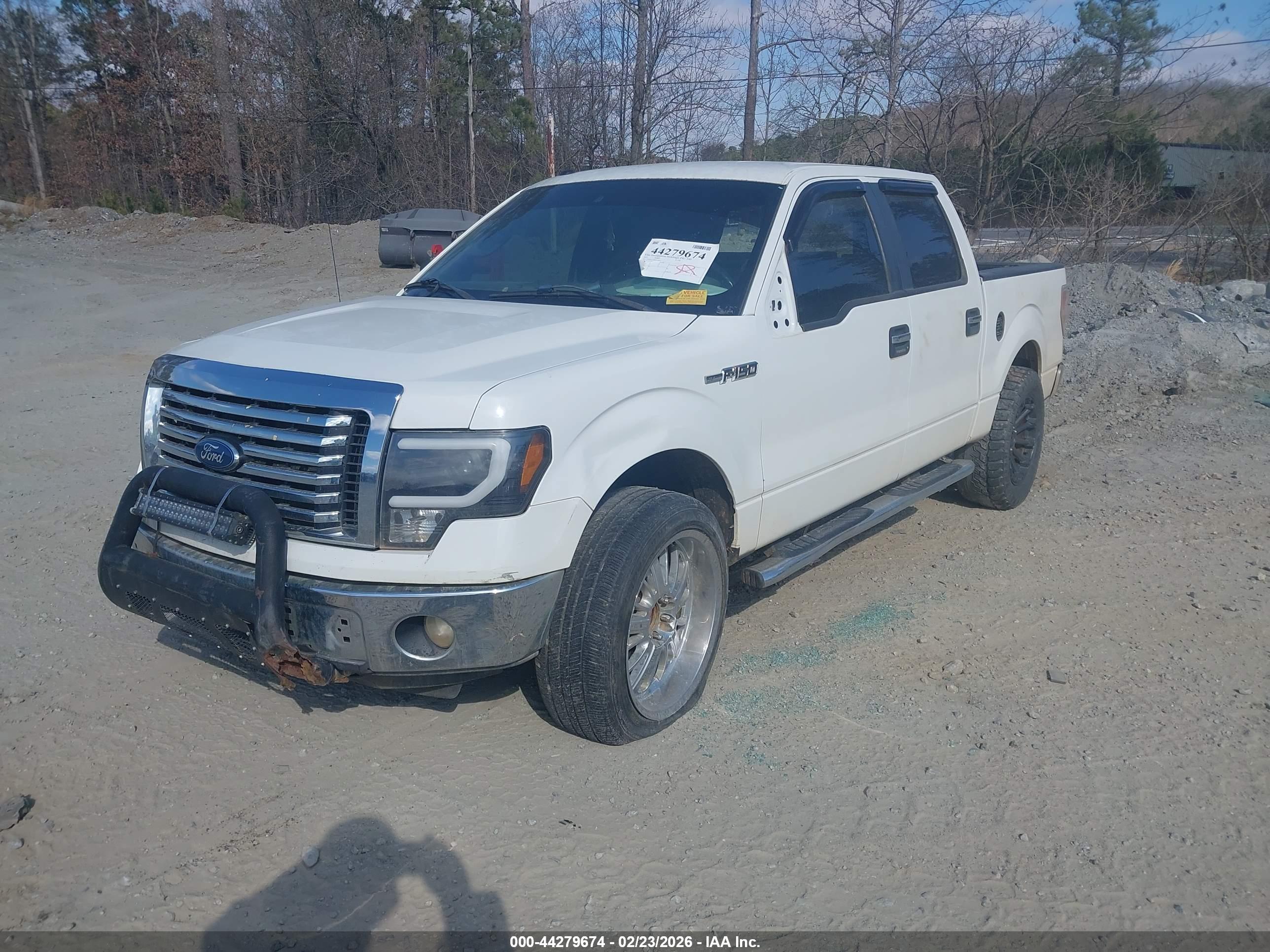 FORD F-150 image 2