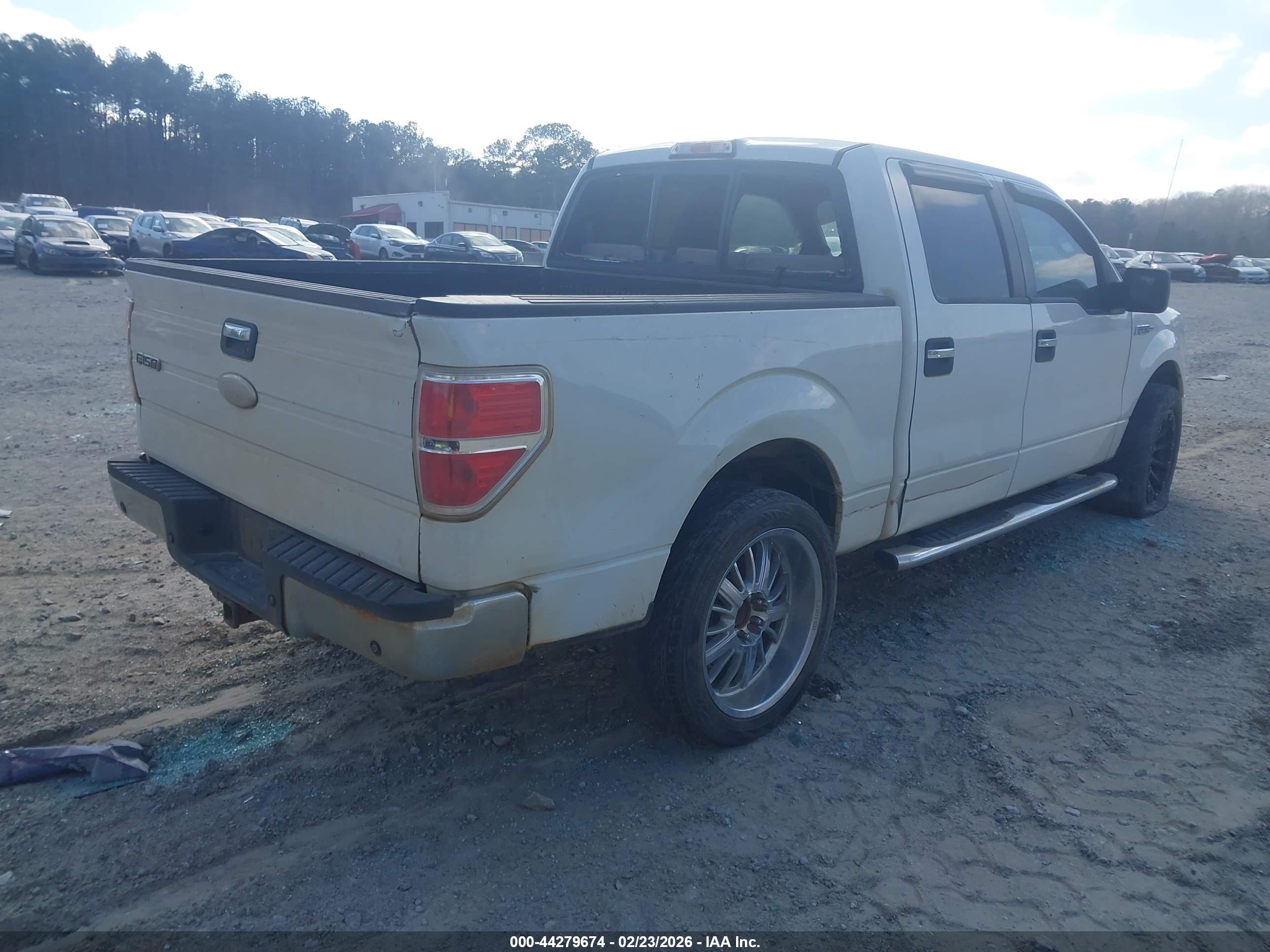 FORD F-150 image 4