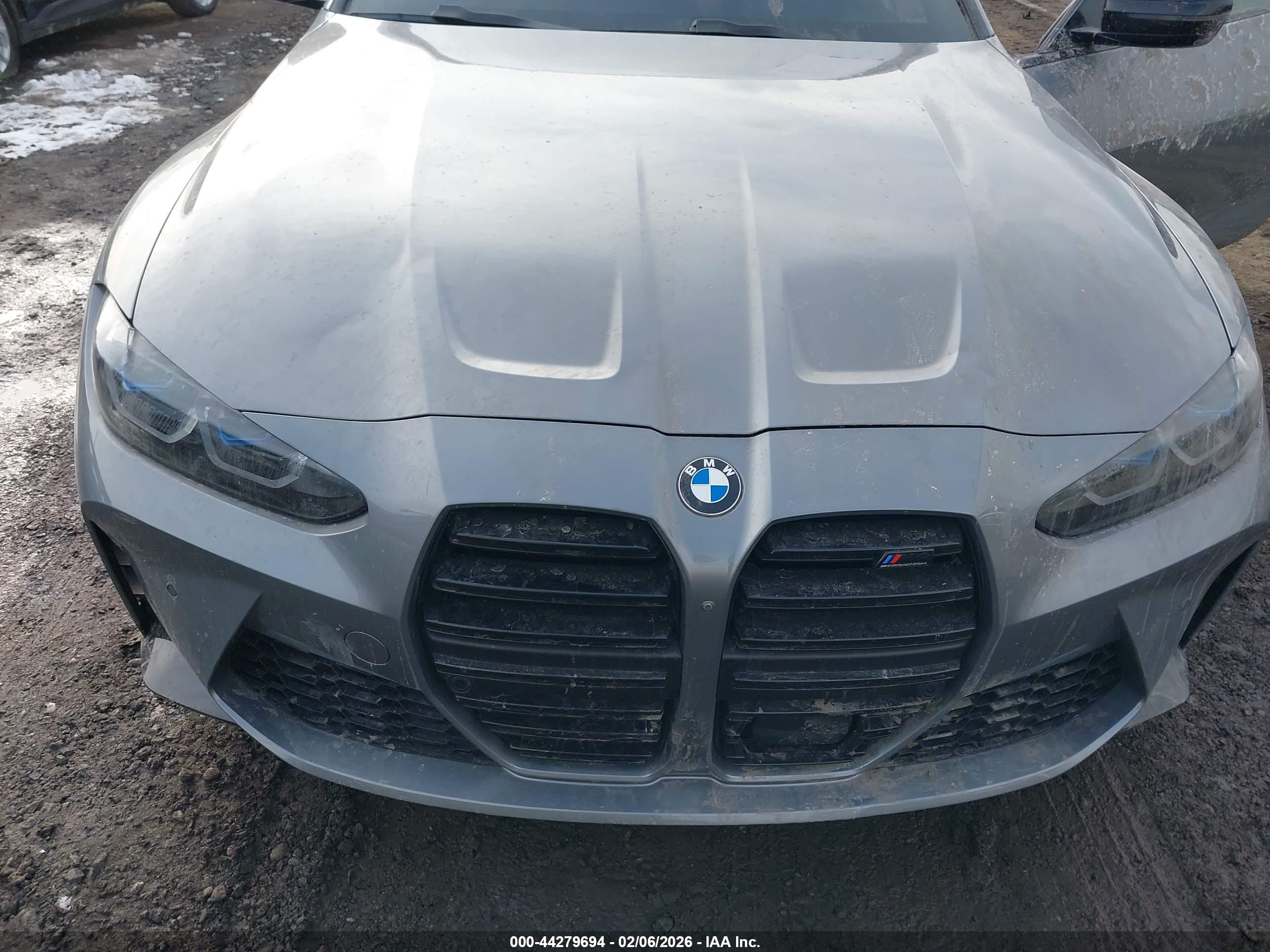 BMW M4 image 10