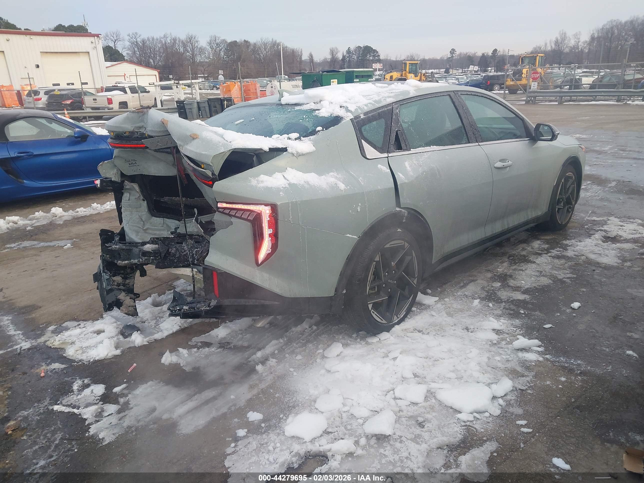 KIA K4 image 4