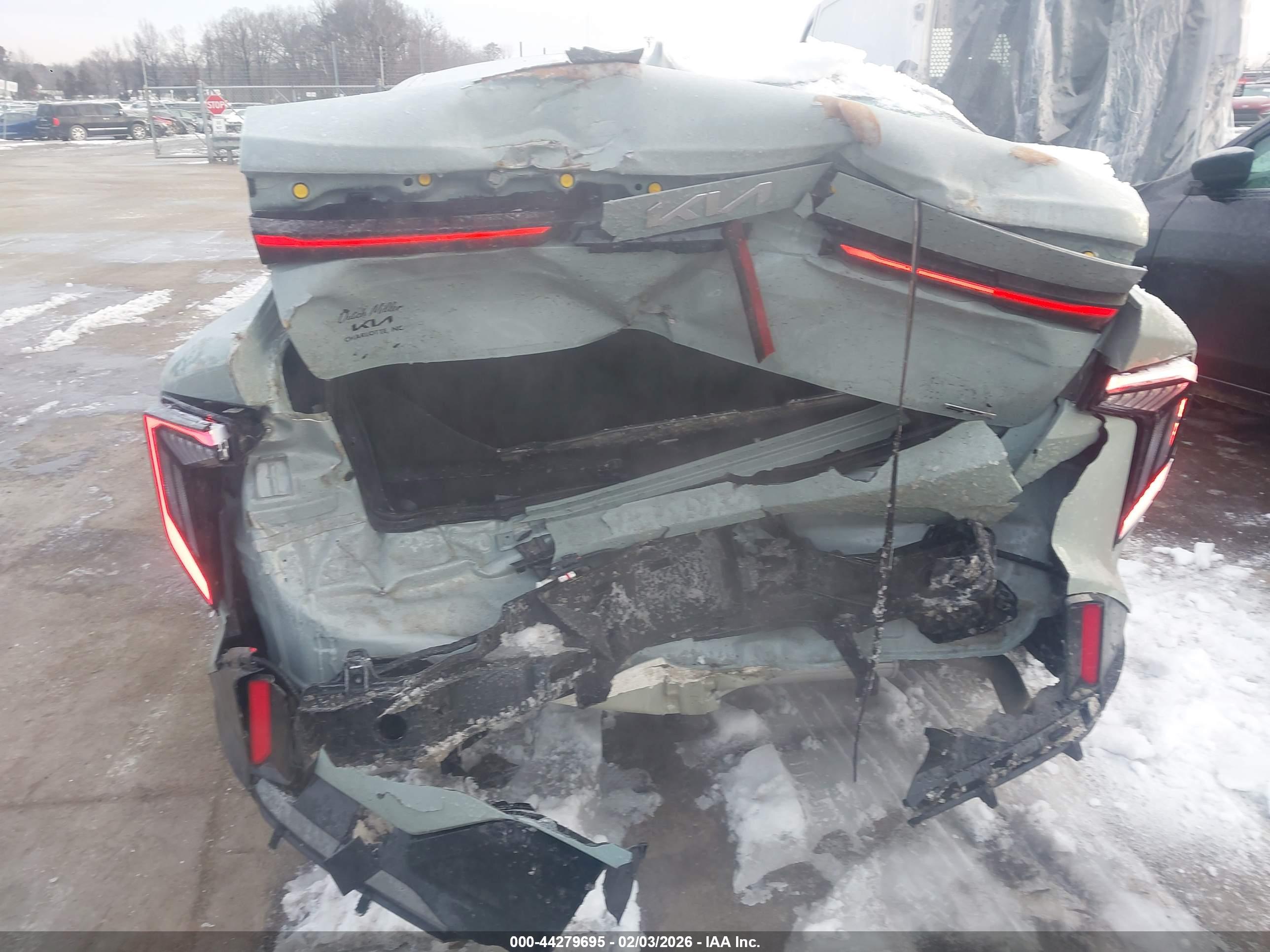 KIA K4 image 6