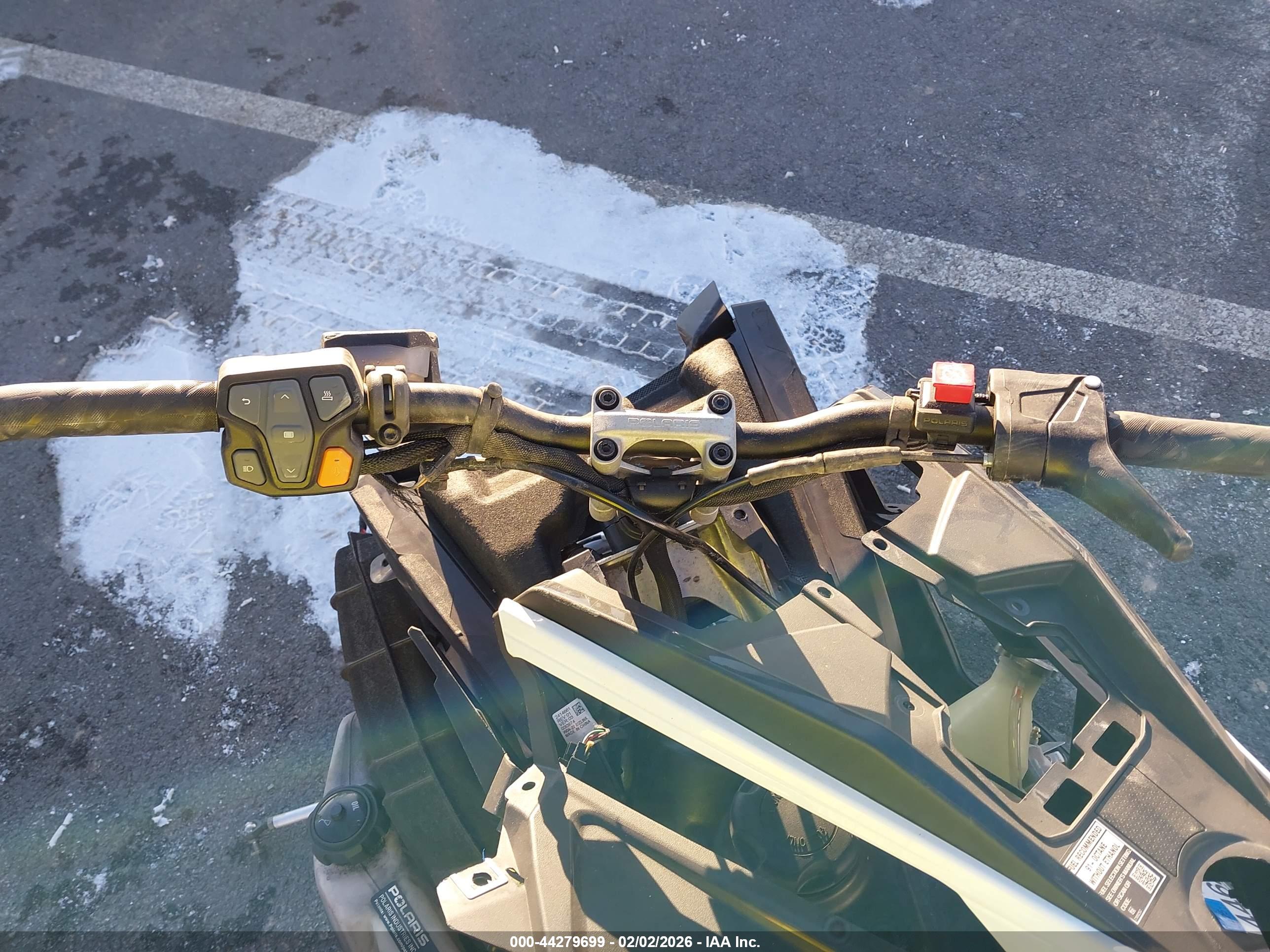 POLARIS 850 image 7