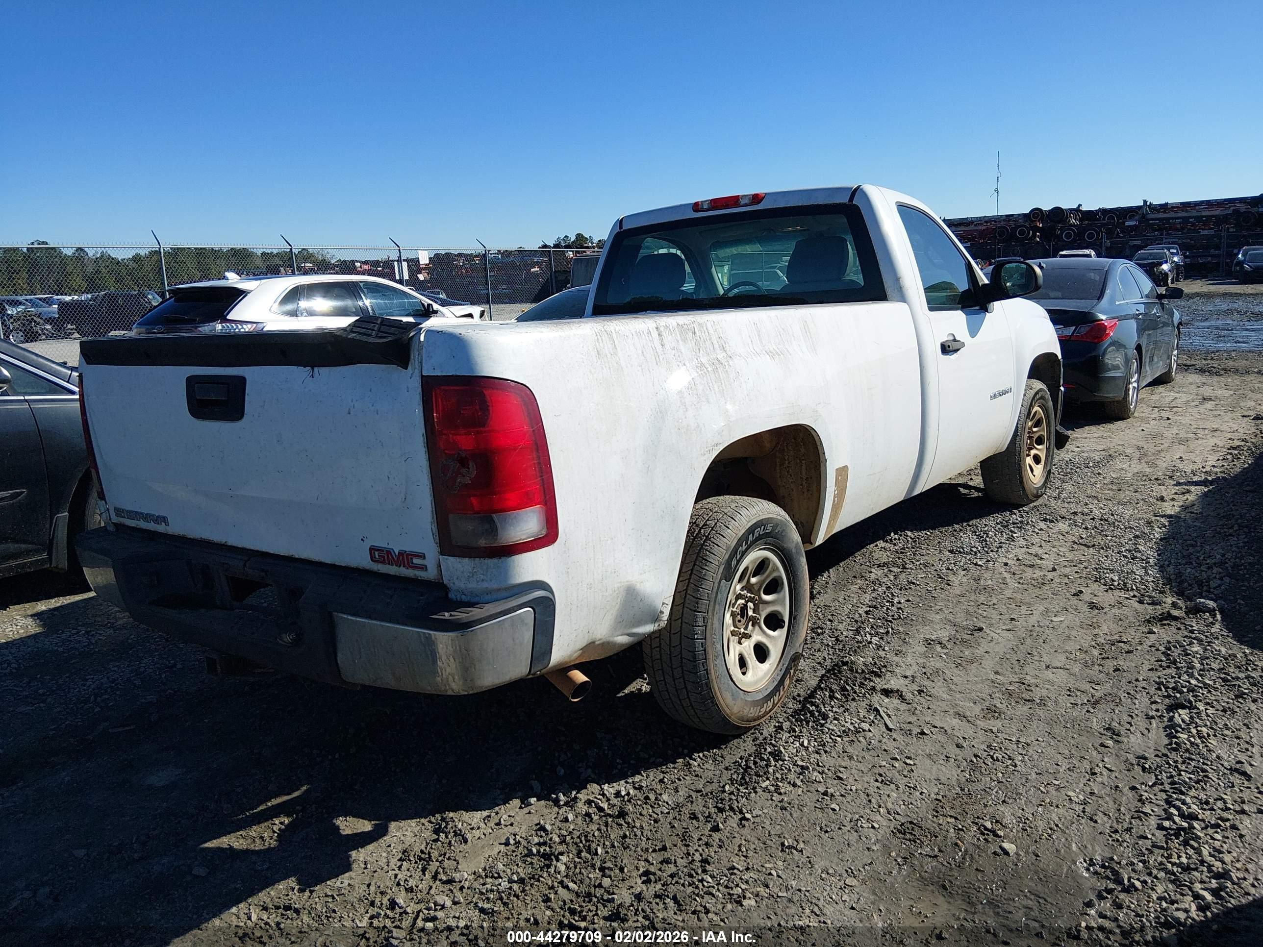 GMC SIERRA image 4