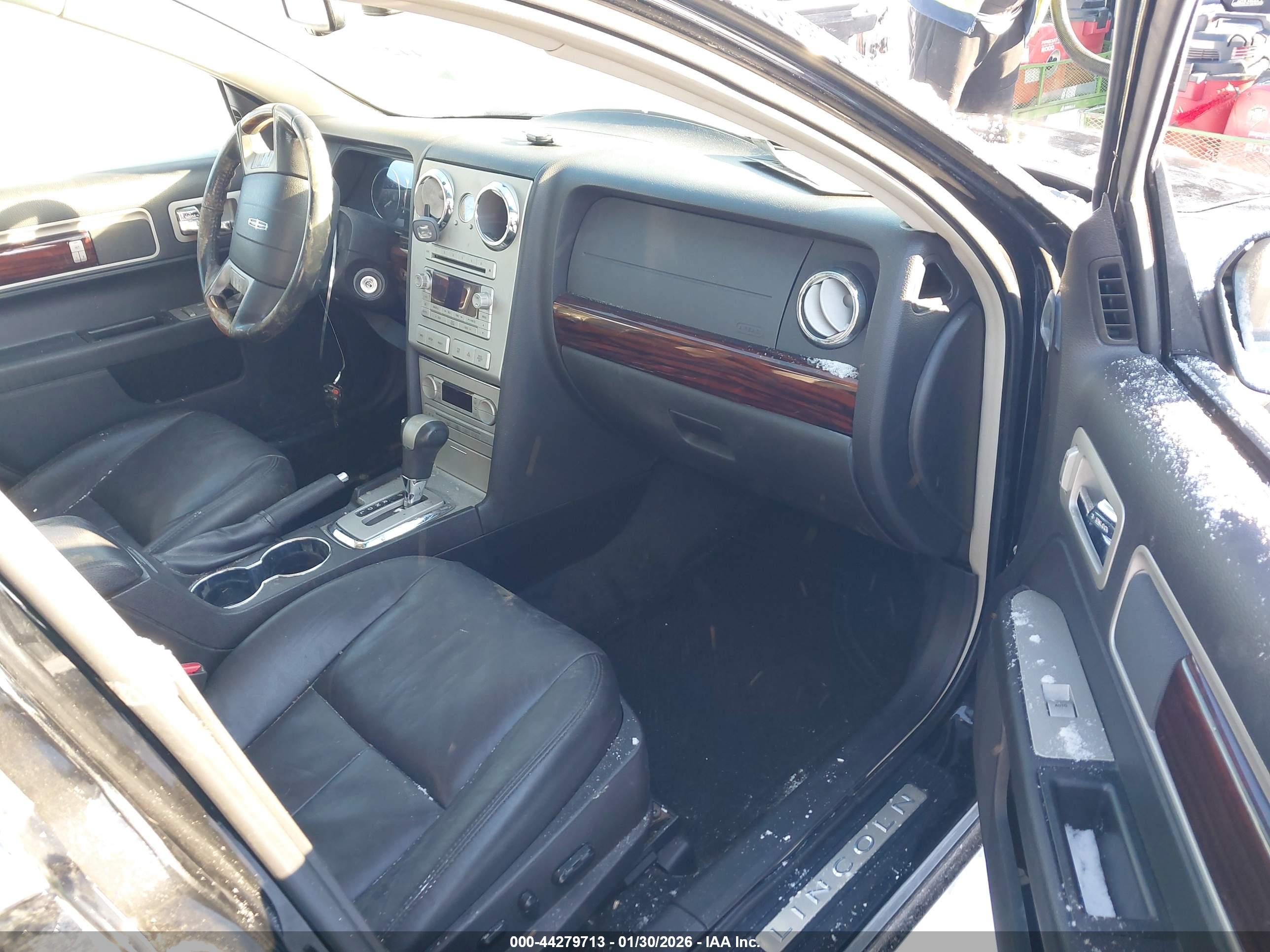 LINCOLN MKZ image 5
