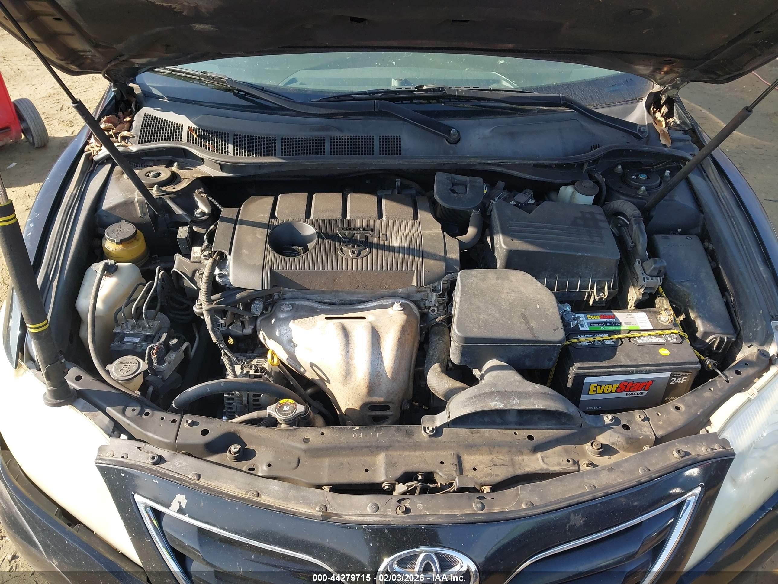 TOYOTA CAMRY image 10