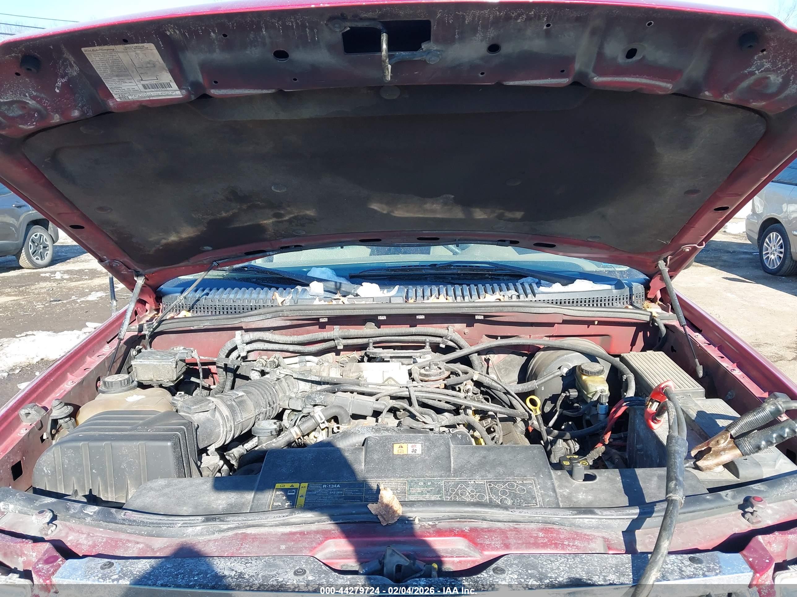 FORD EXPLORER image 10