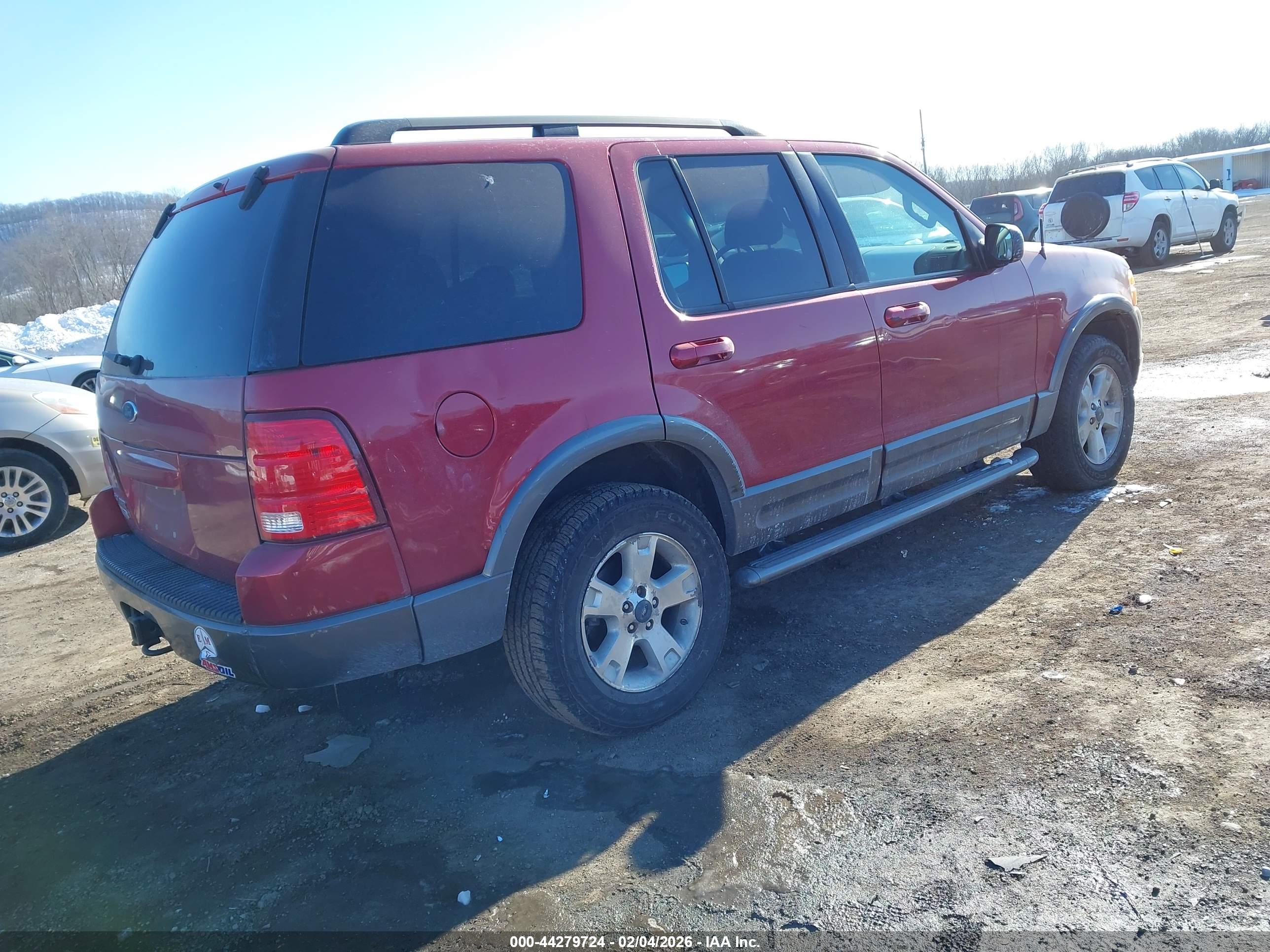 FORD EXPLORER image 4