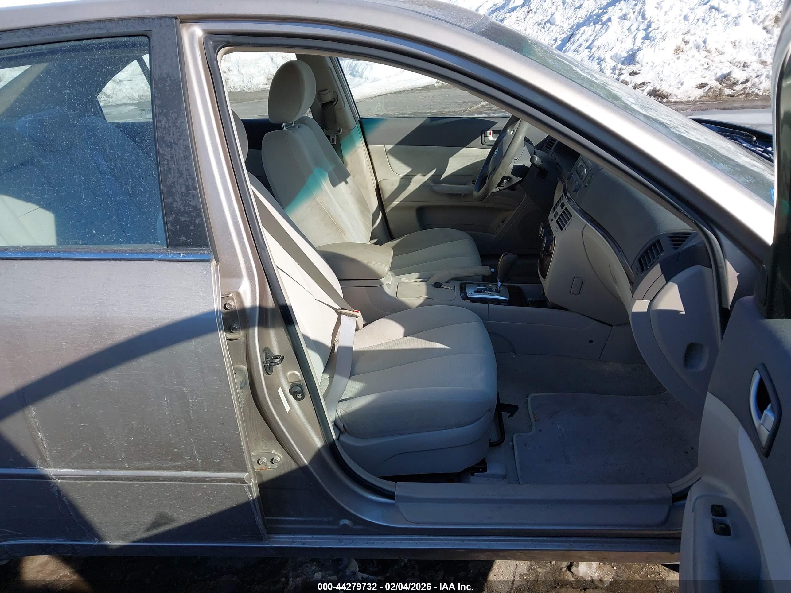 HYUNDAI SONATA image 5