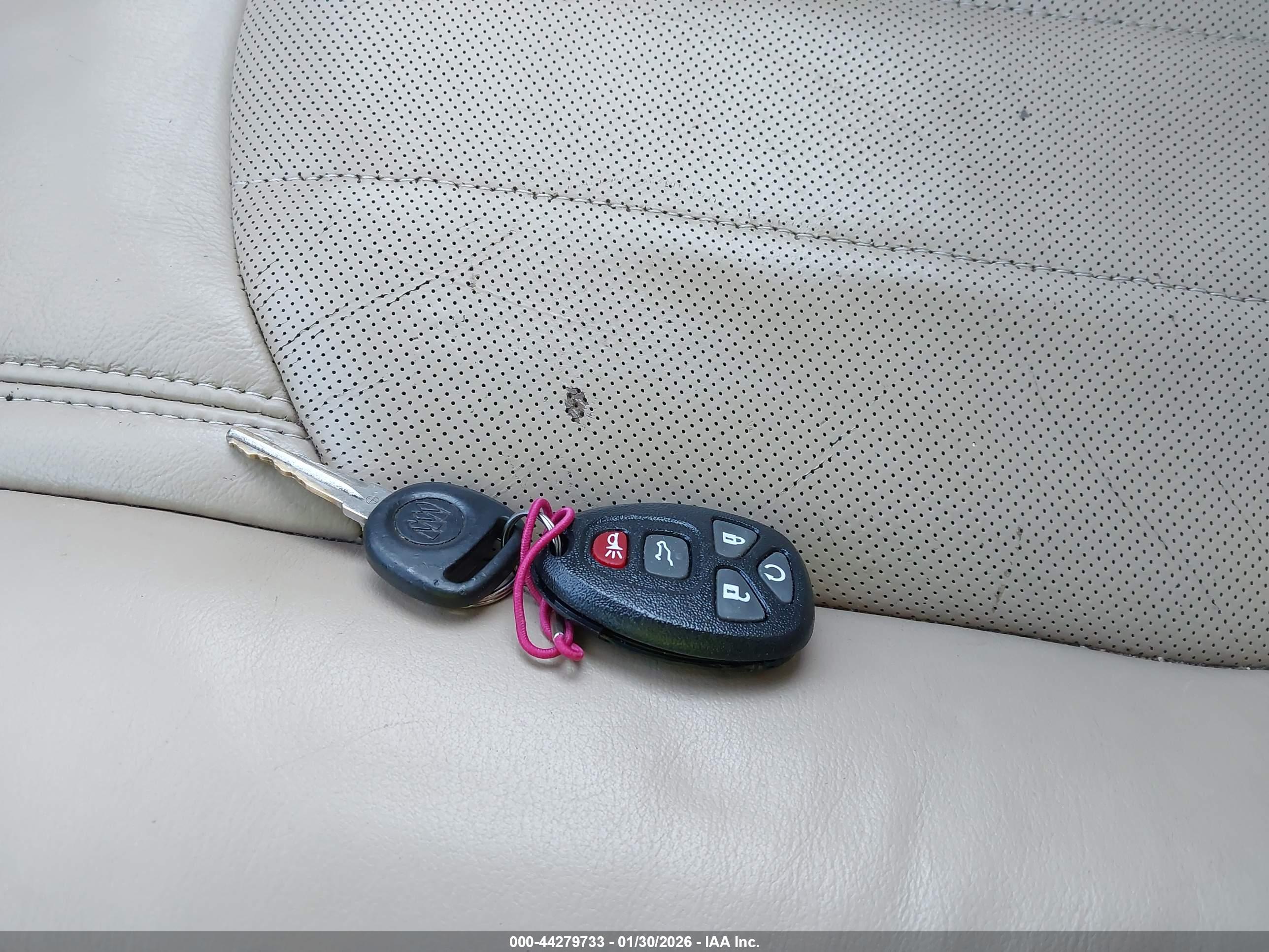 BUICK ENCLAVE image 11