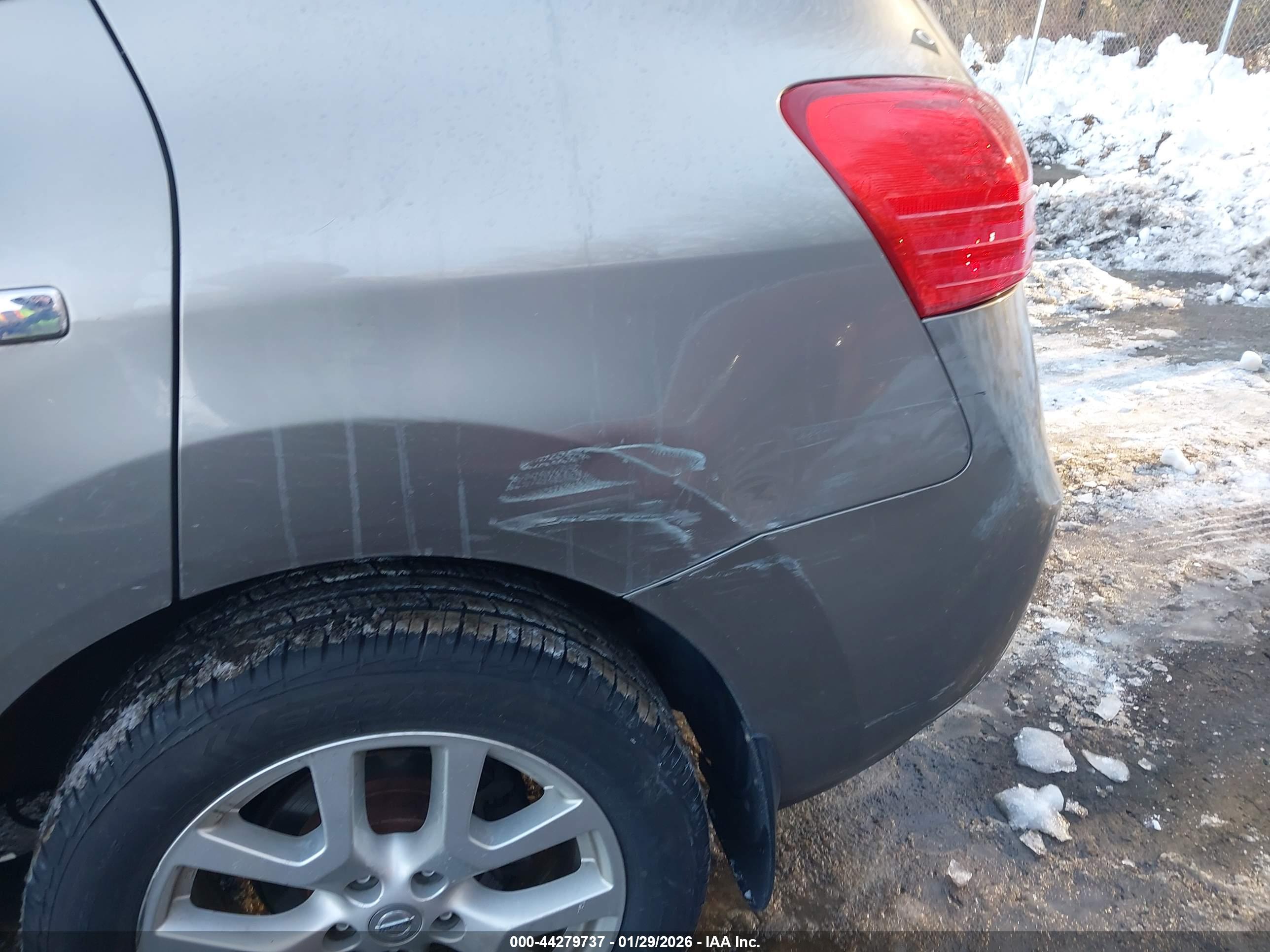 NISSAN ROGUE image 6