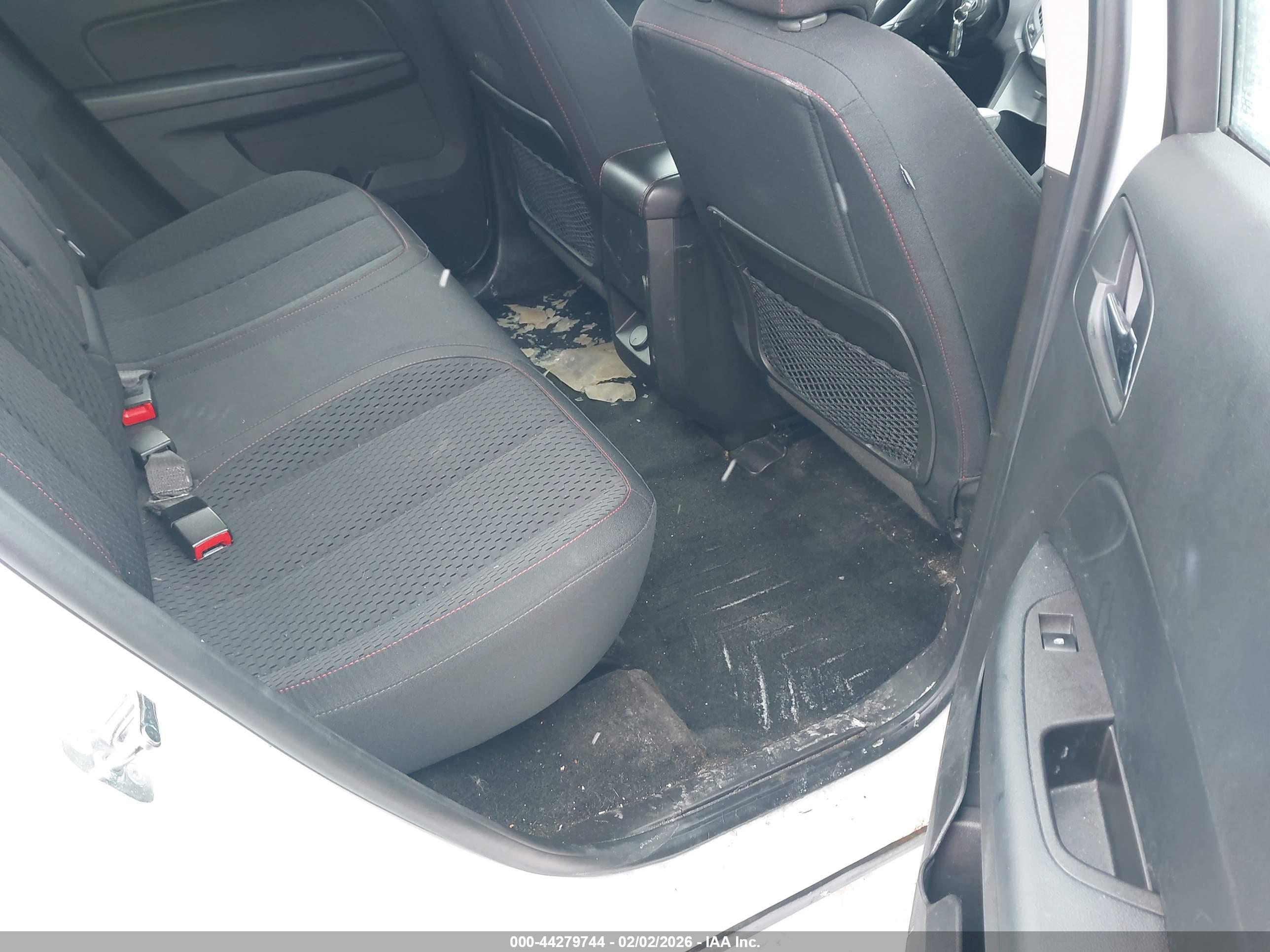 CHEVROLET EQUINOX image 8