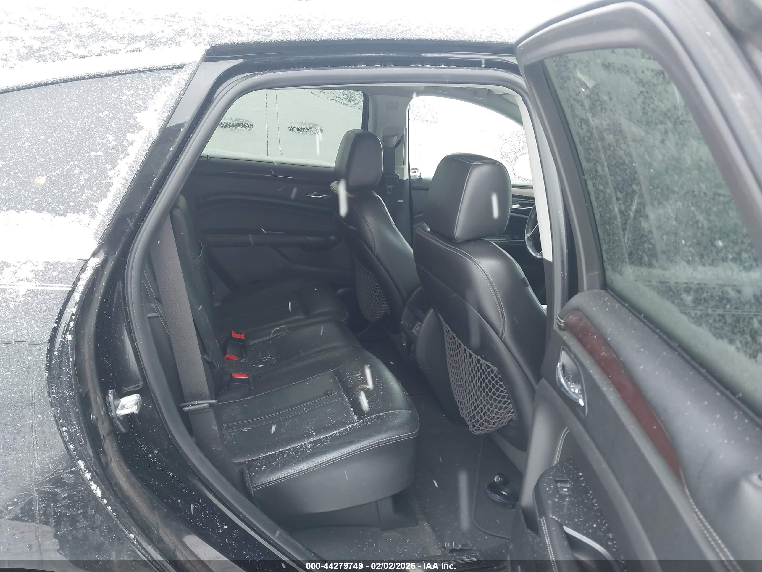 CADILLAC SRX image 8