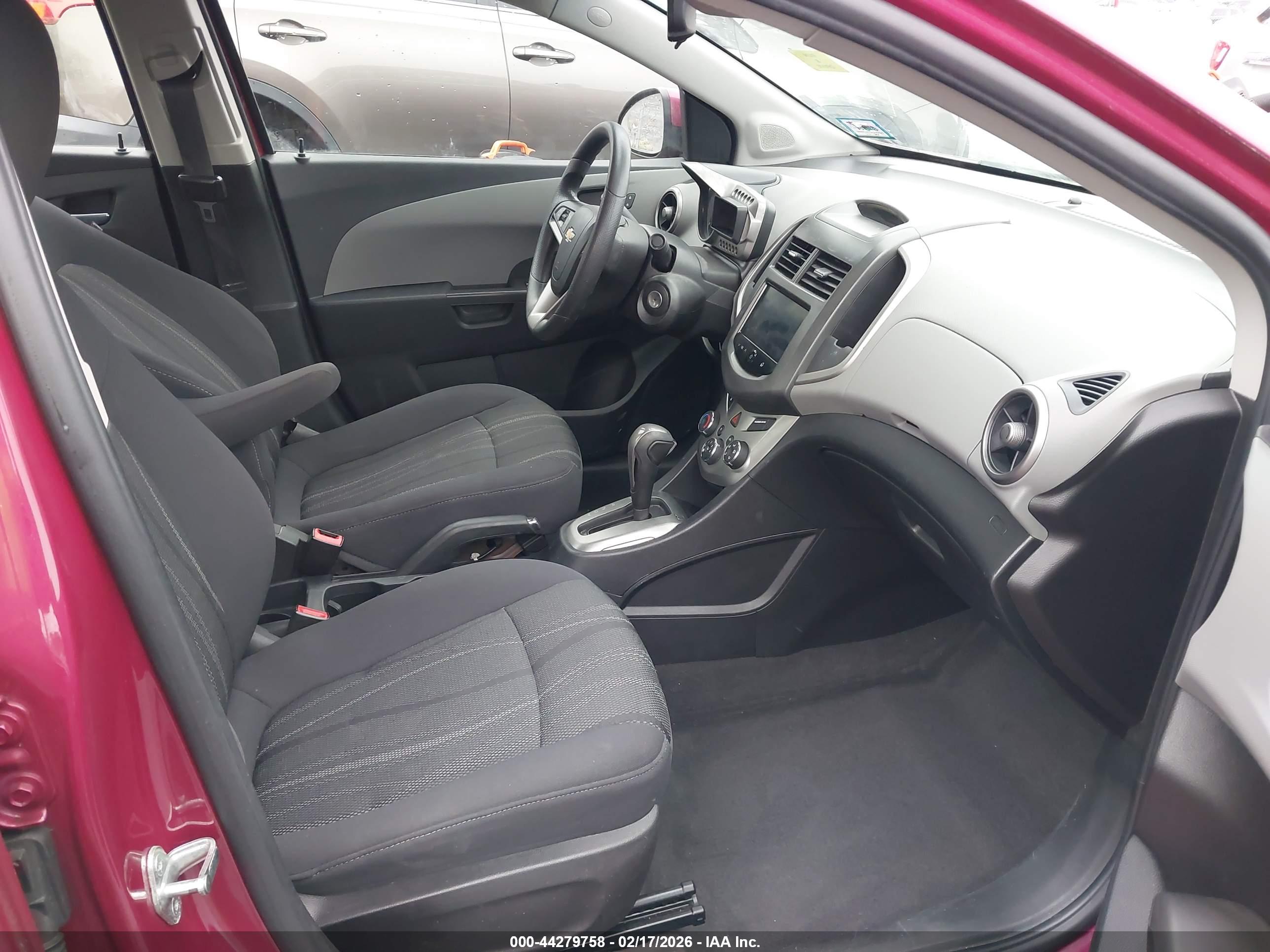 CHEVROLET SONIC image 5
