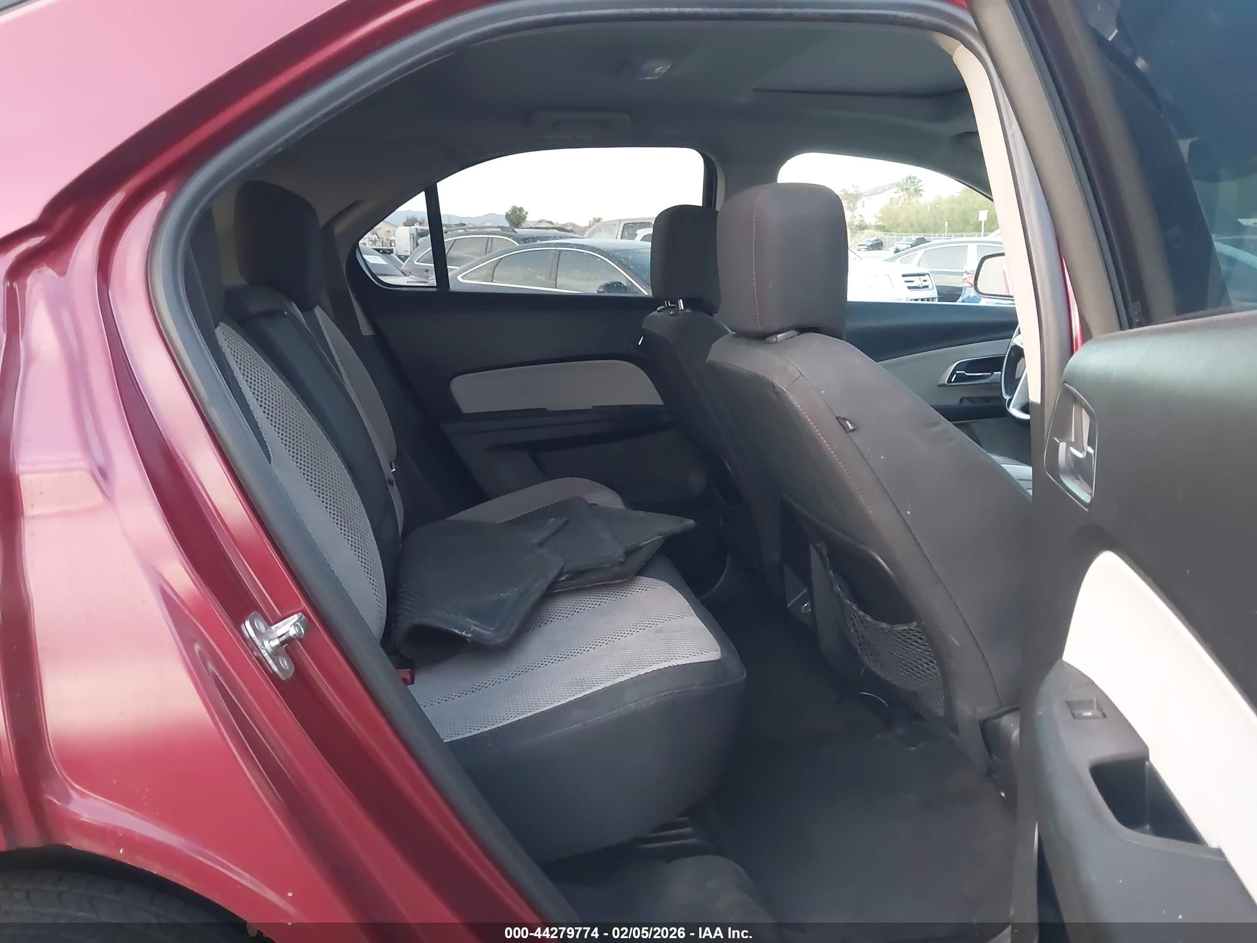CHEVROLET EQUINOX image 8