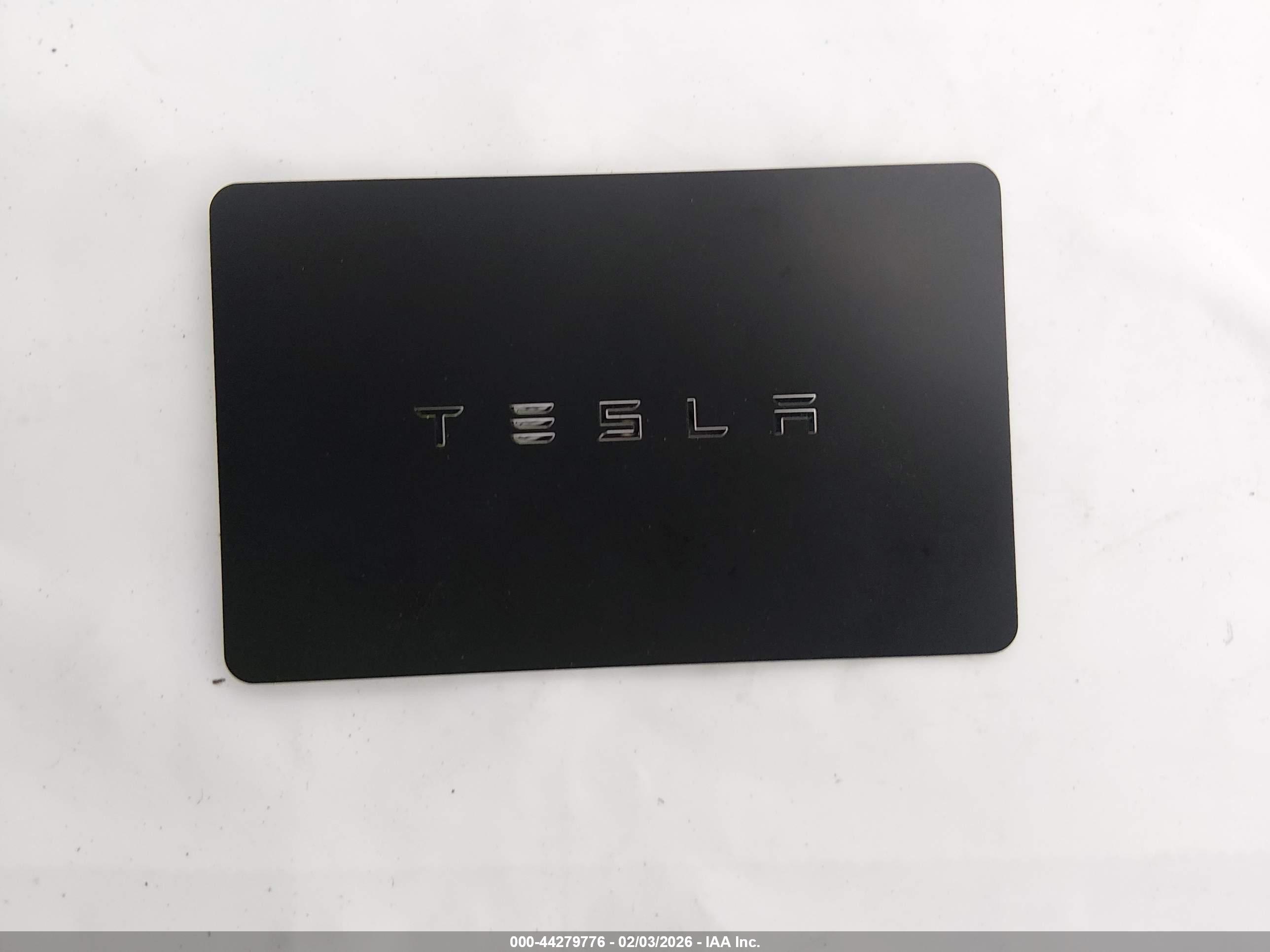 TESLA MODEL image 11