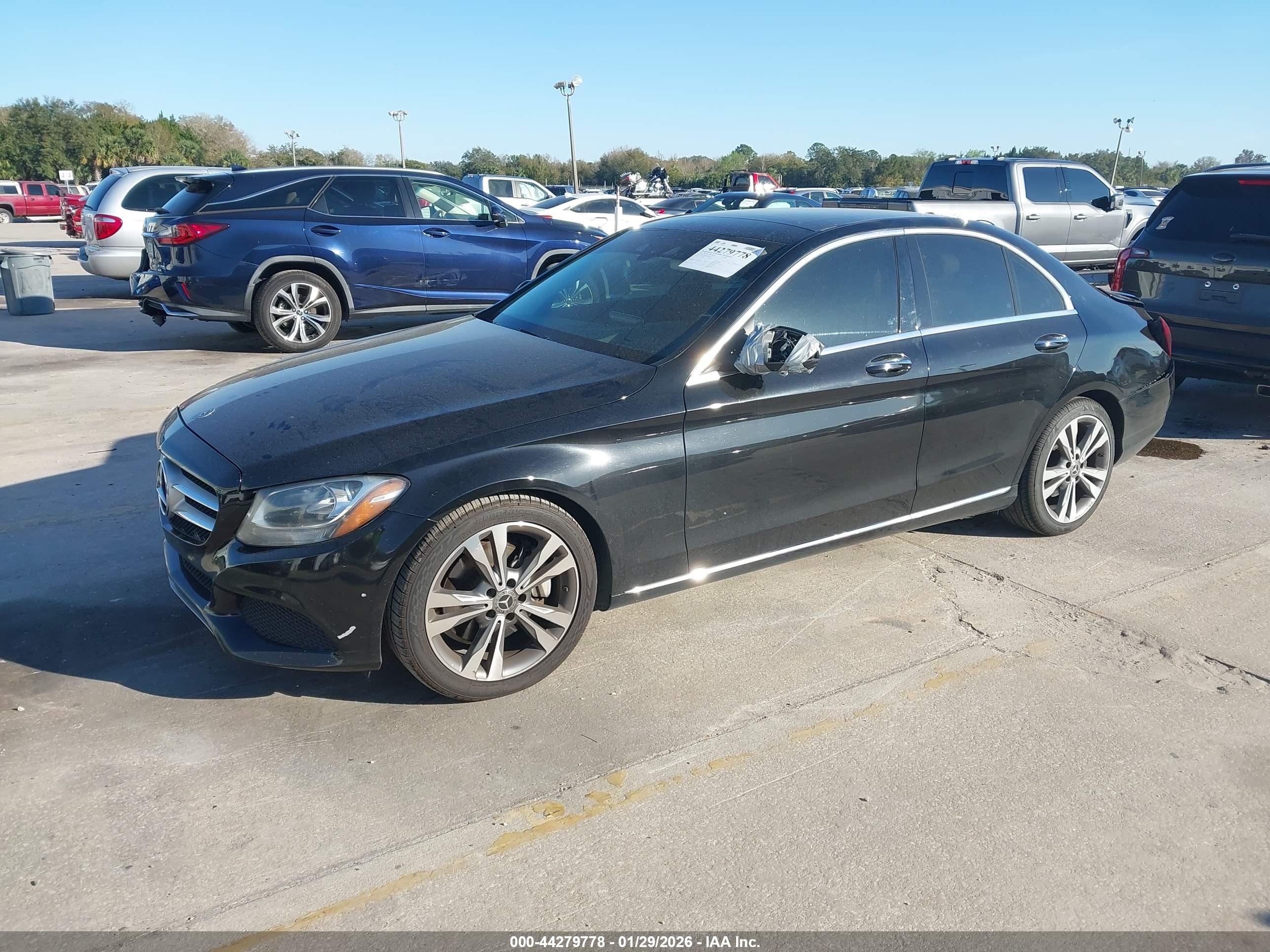 MERCEDES-BENZ C image 2