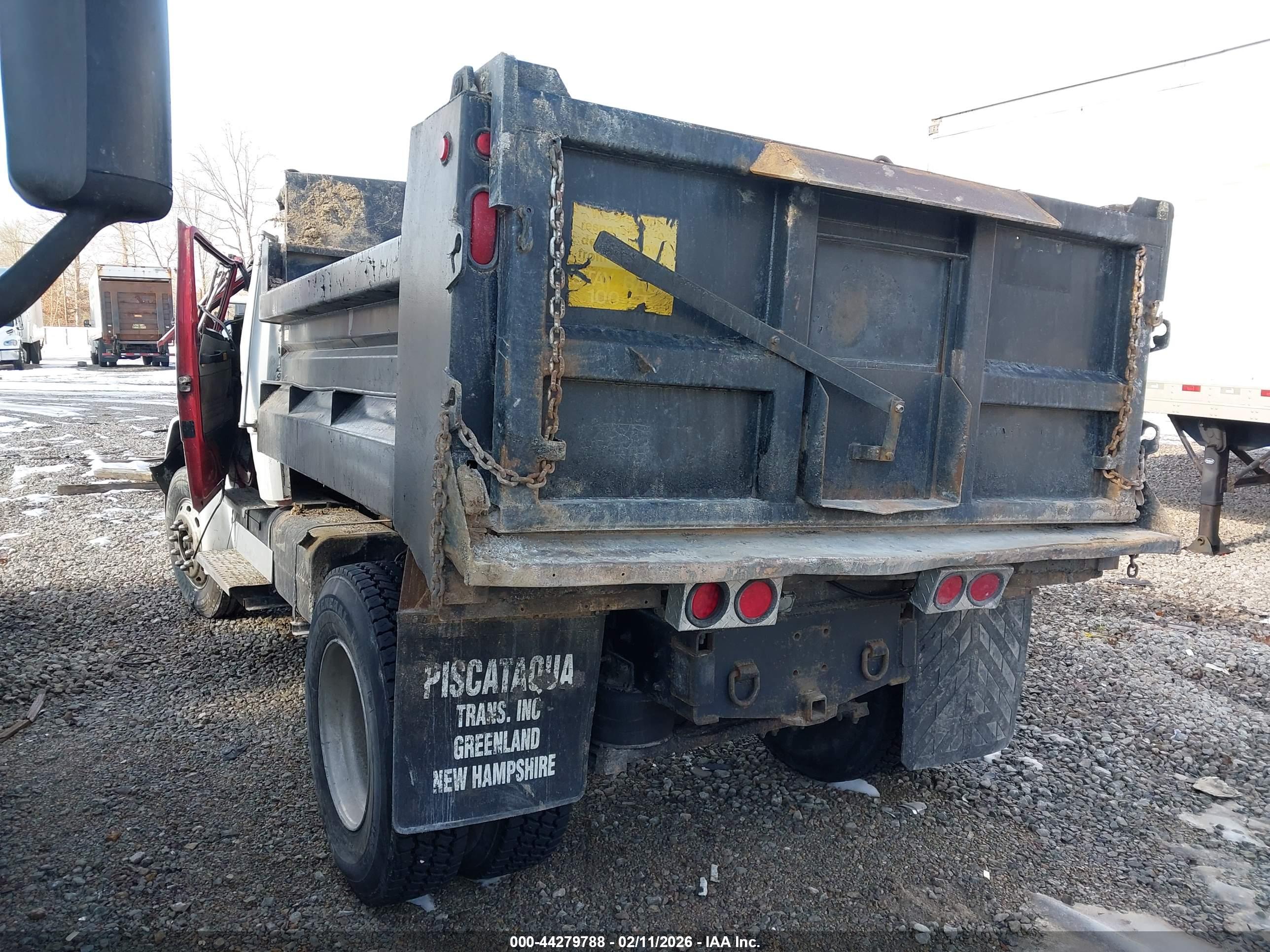 FREIGHTLINER MEDIUM image 3