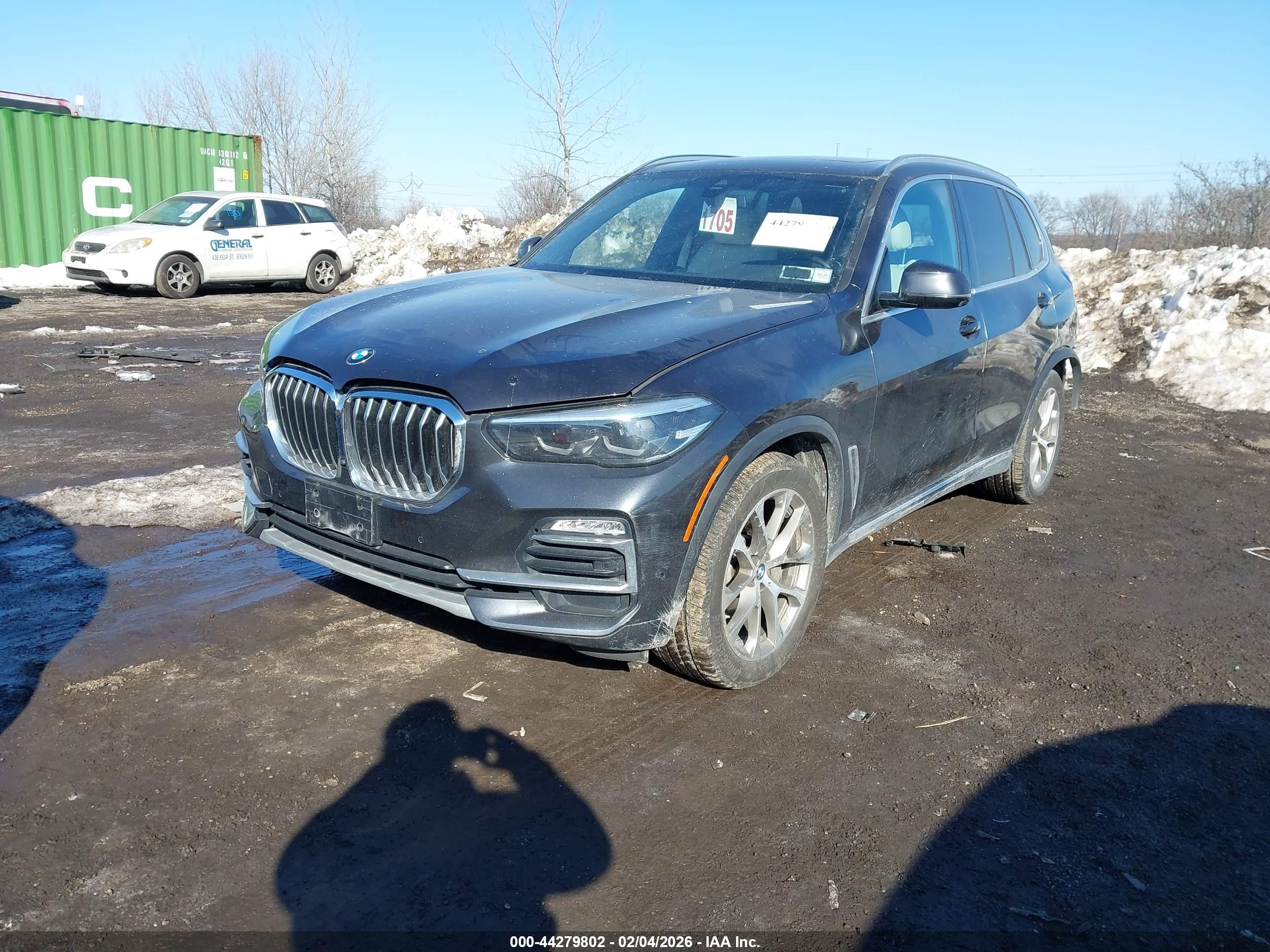 BMW X5 image 2
