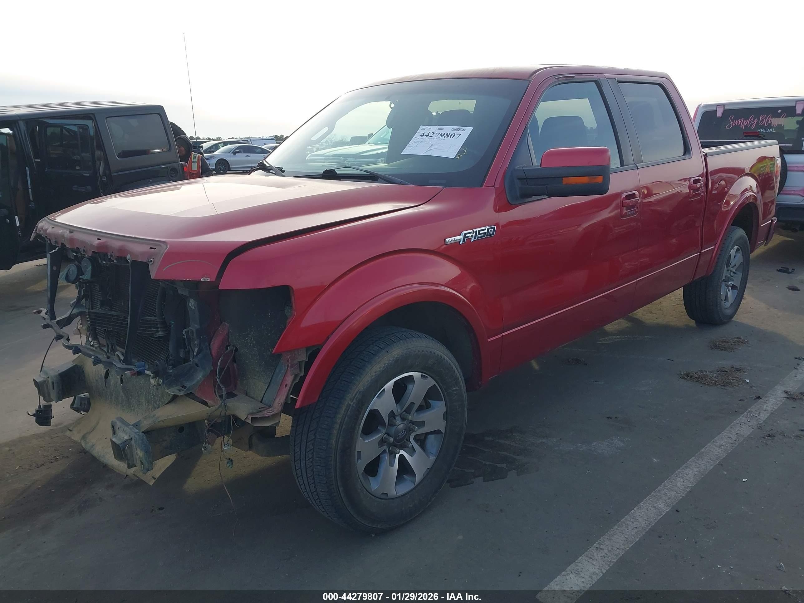 FORD F-150 image 2