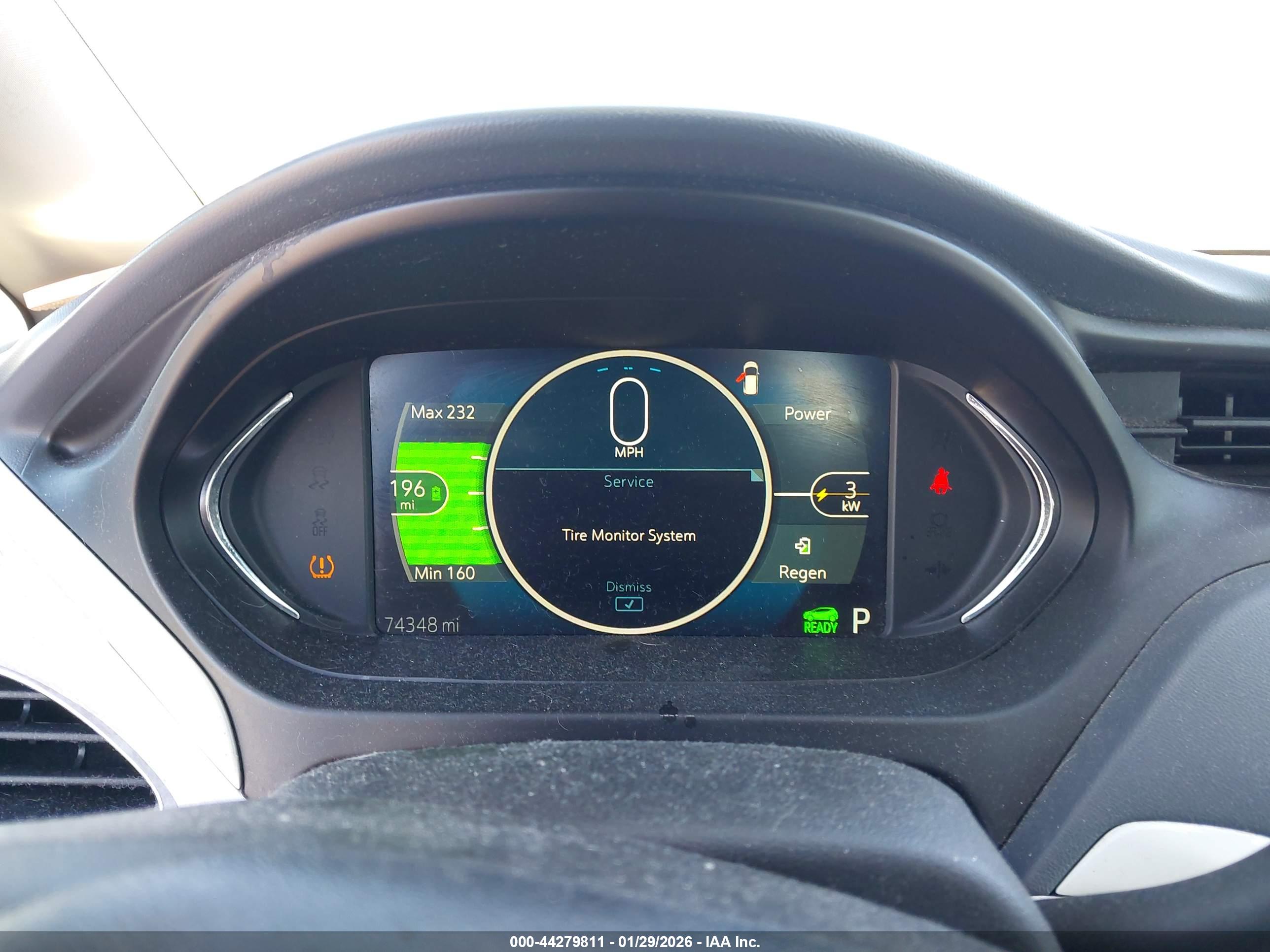 CHEVROLET BOLT image 7