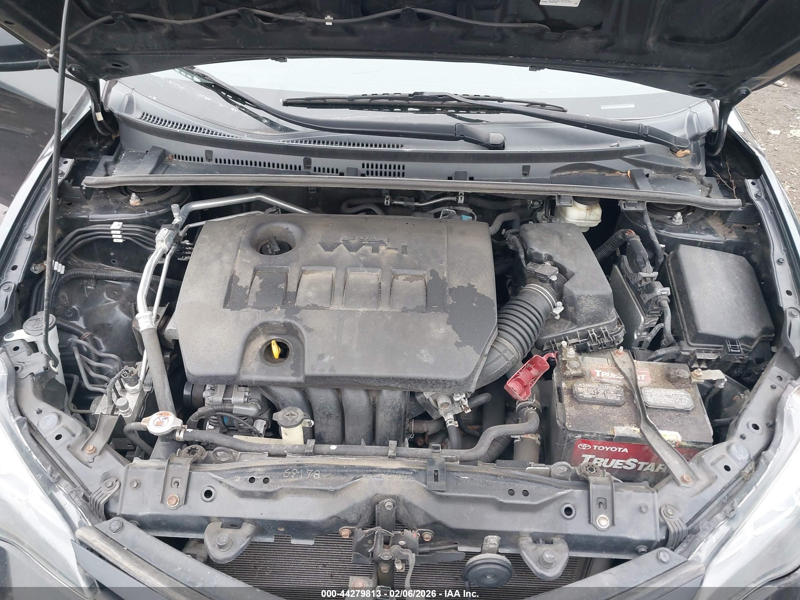 TOYOTA COROLLA image 10