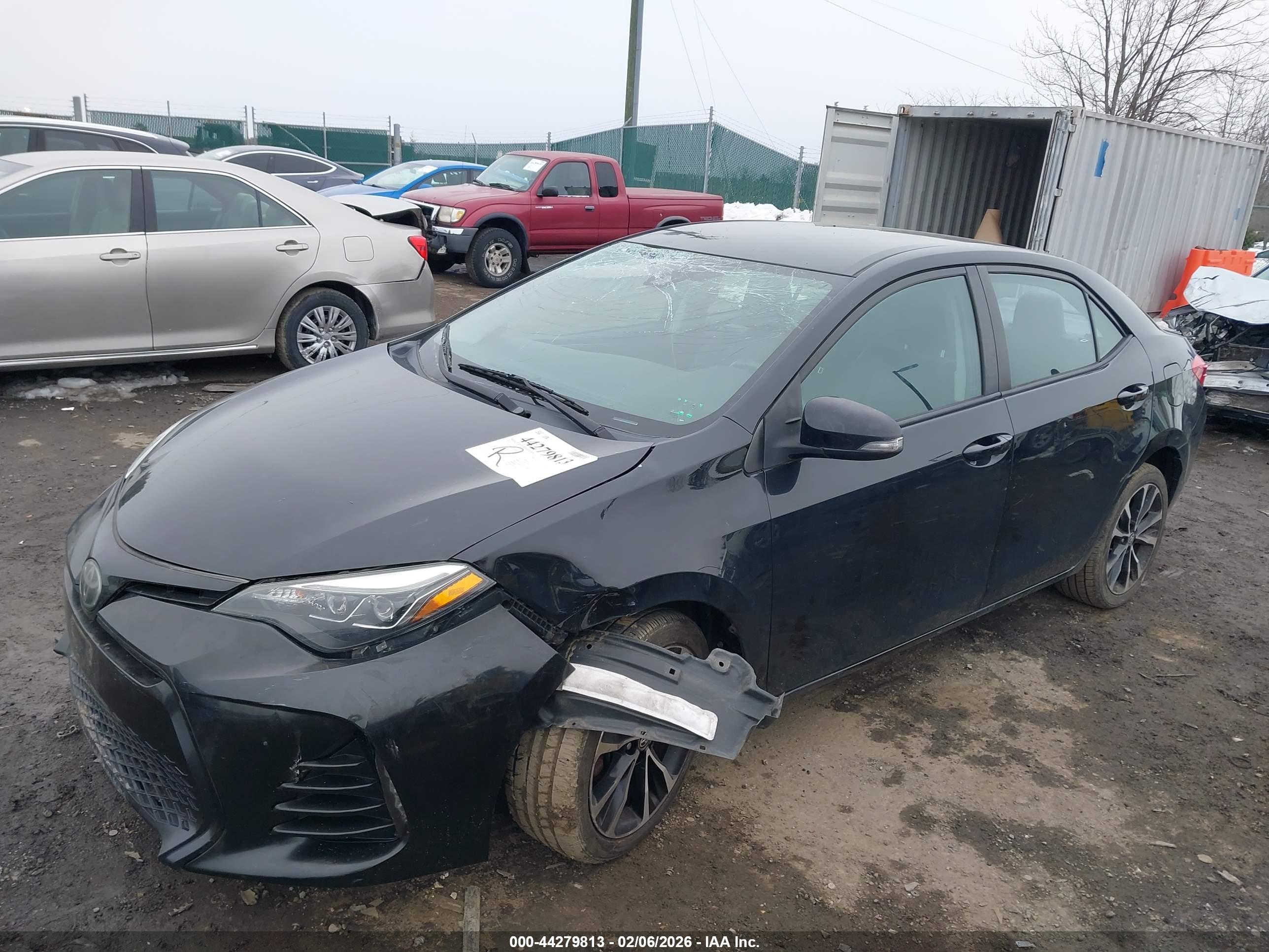 TOYOTA COROLLA image 2