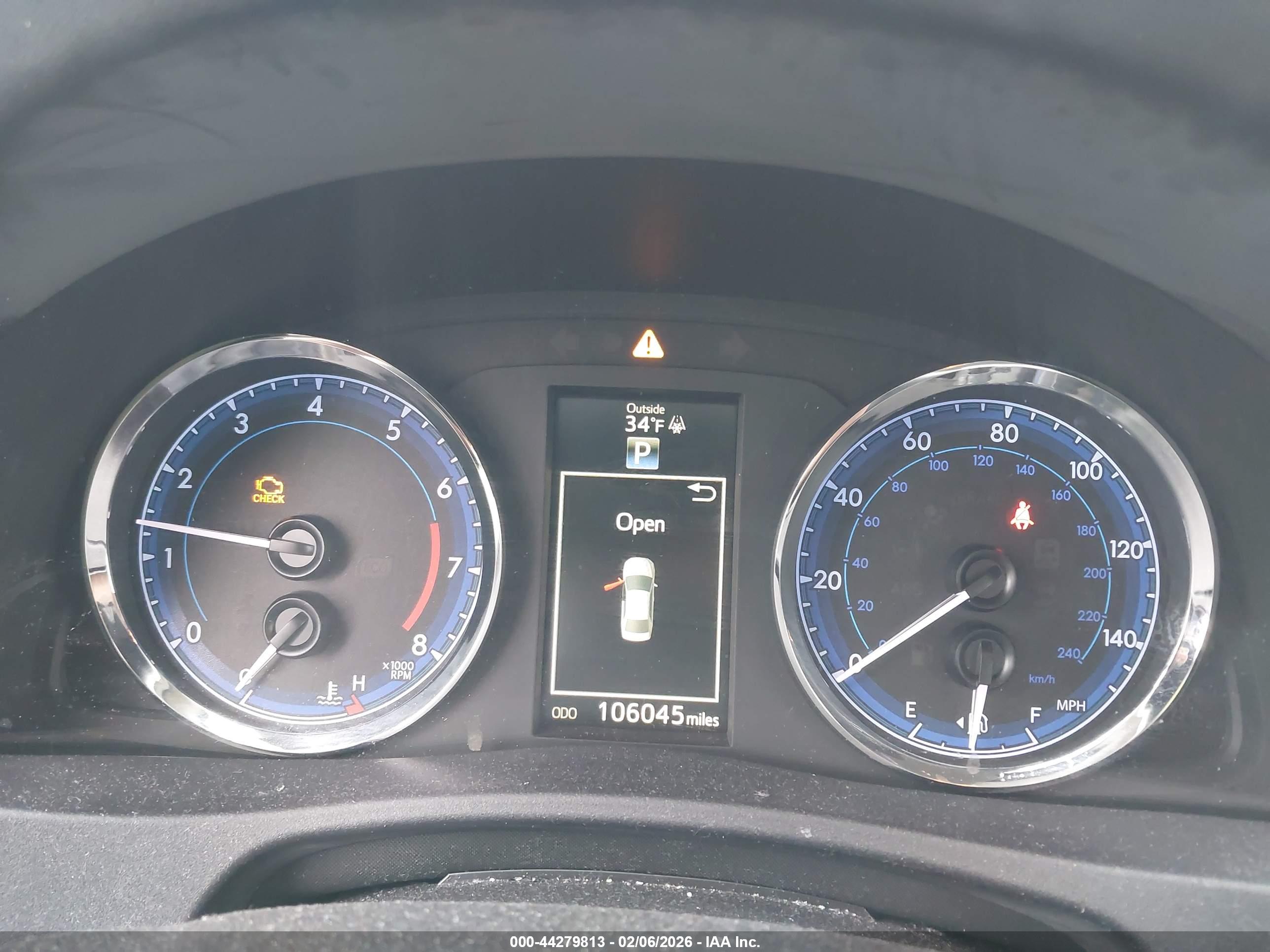 TOYOTA COROLLA image 7