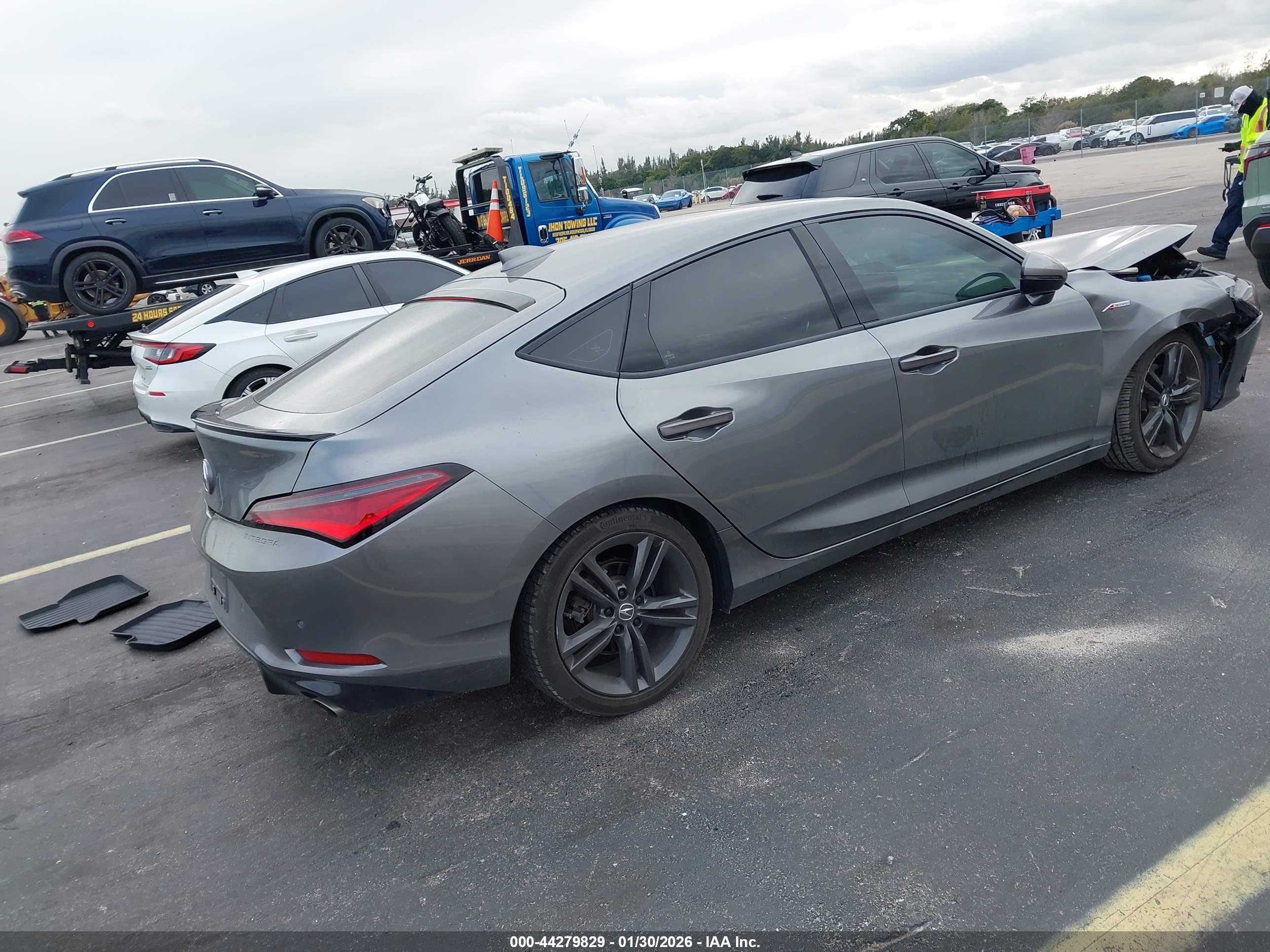 ACURA INTEGRA image 4