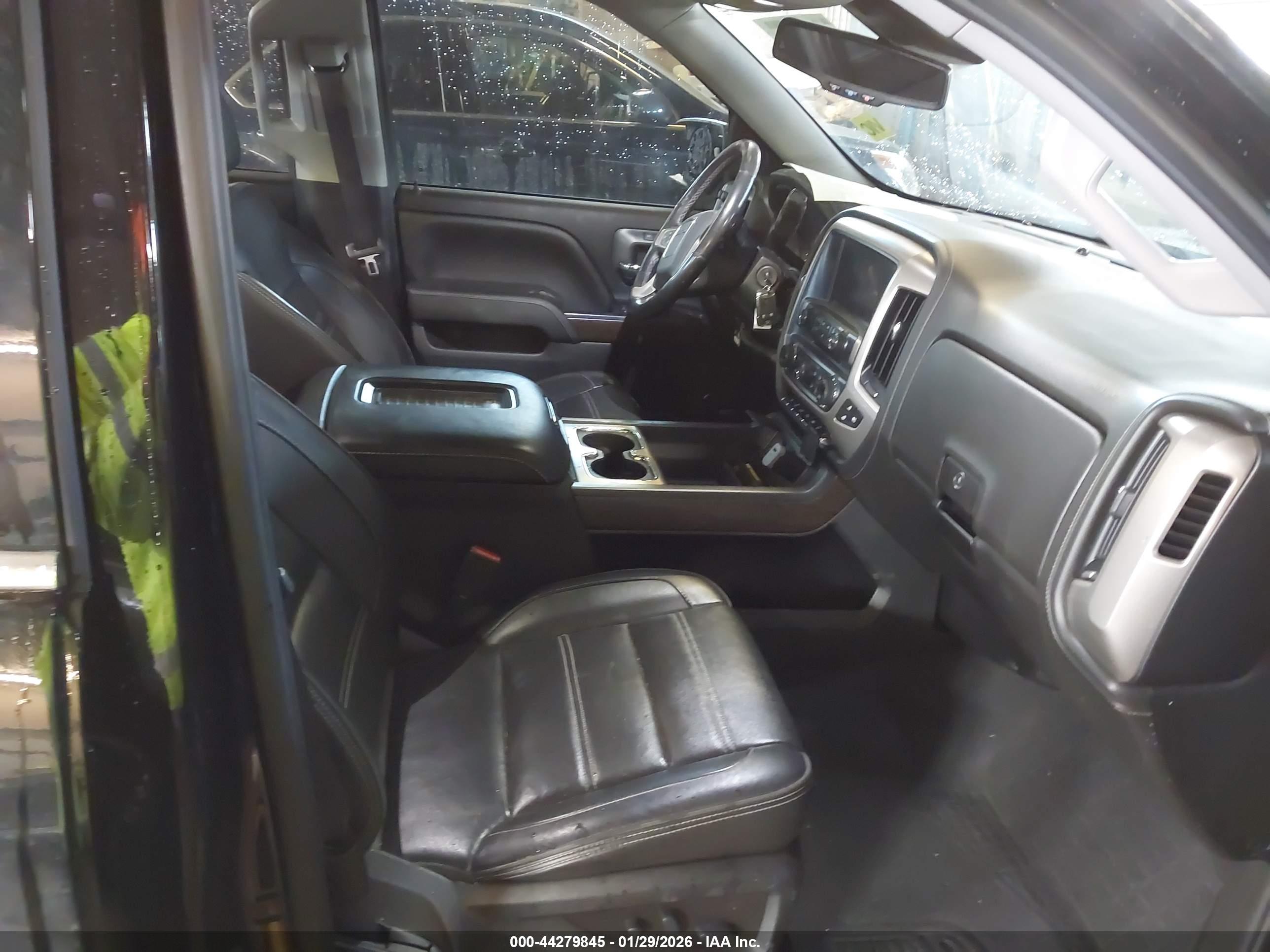 GMC SIERRA image 5