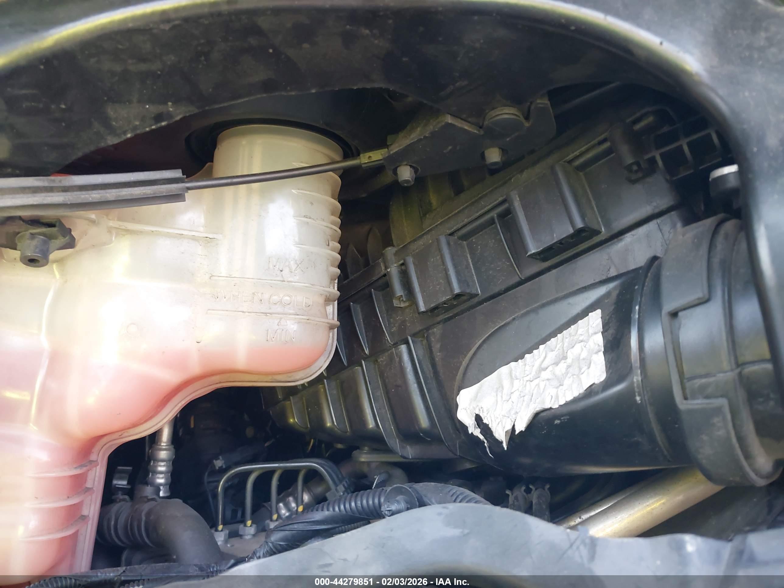 LAND ROVER image 10