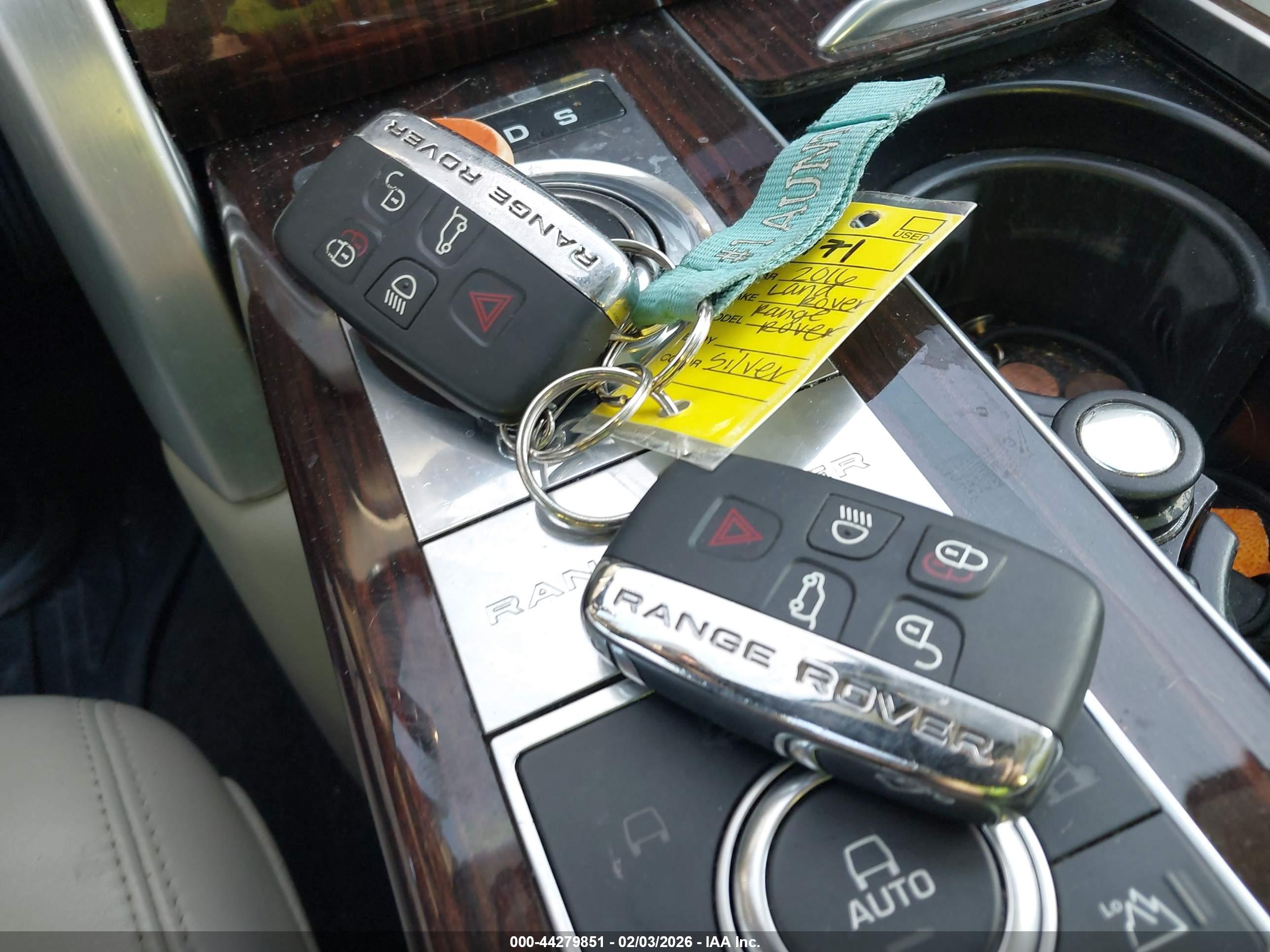 LAND ROVER image 11