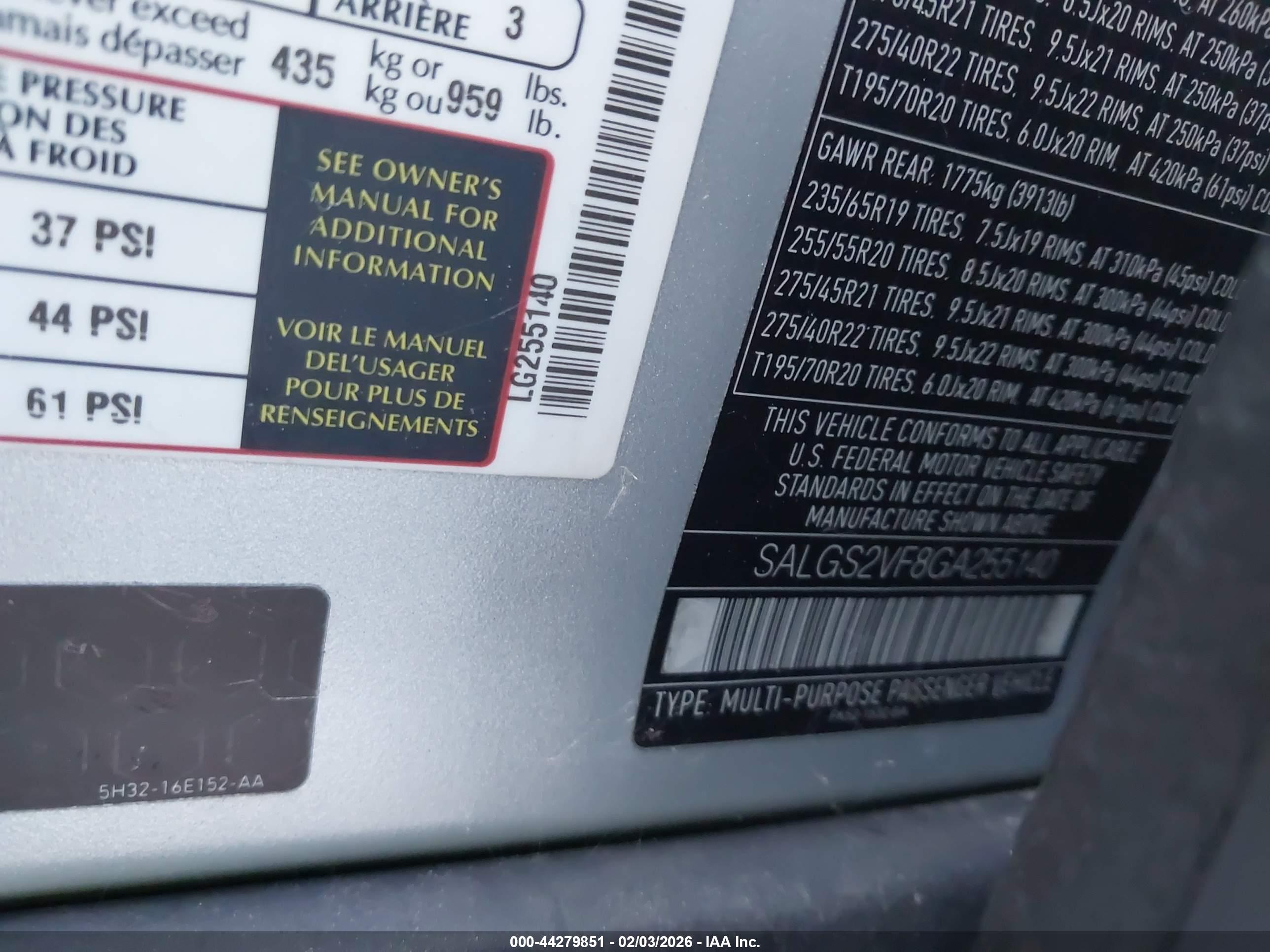 LAND ROVER image 9