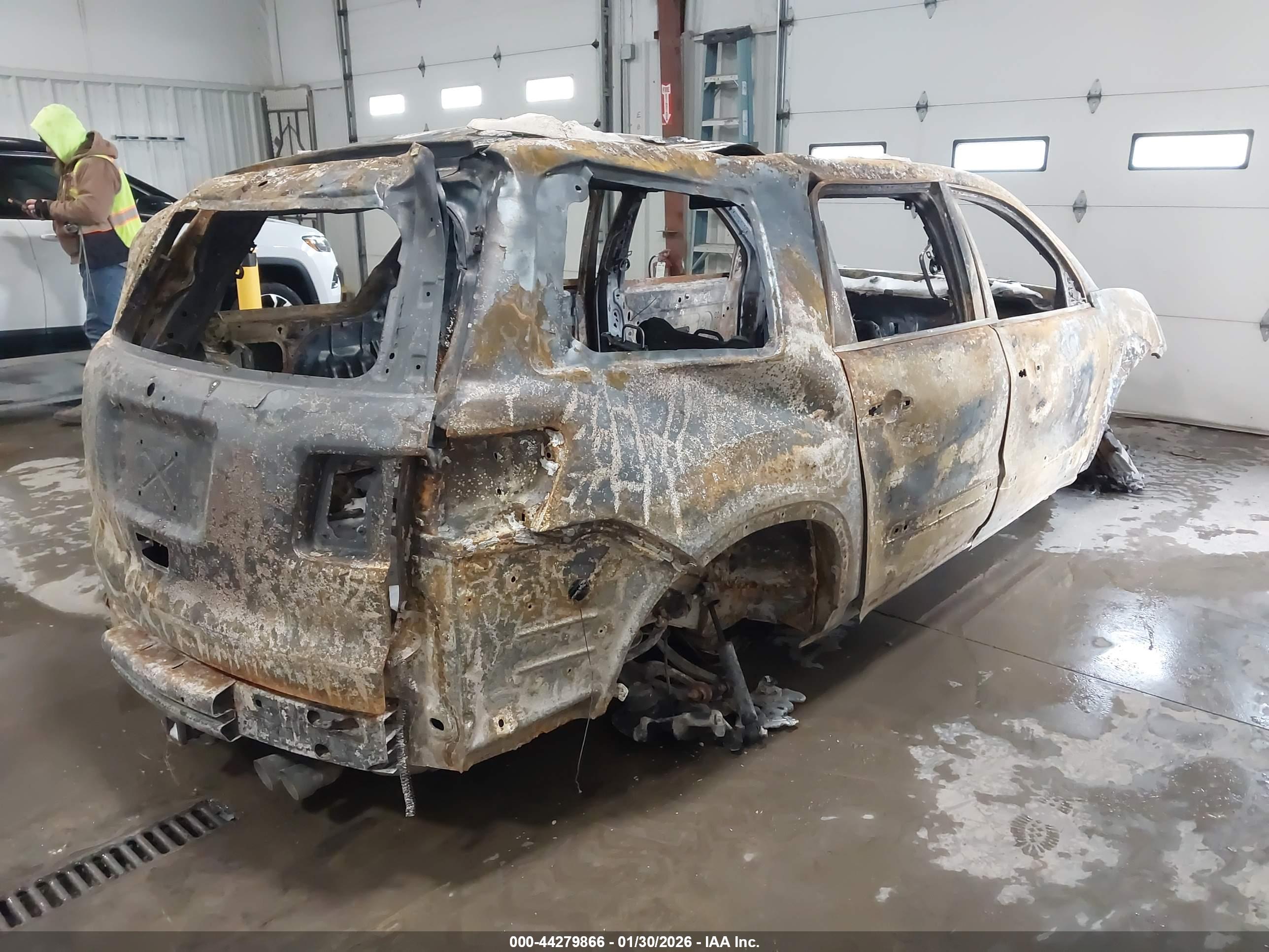 GMC ACADIA image 4