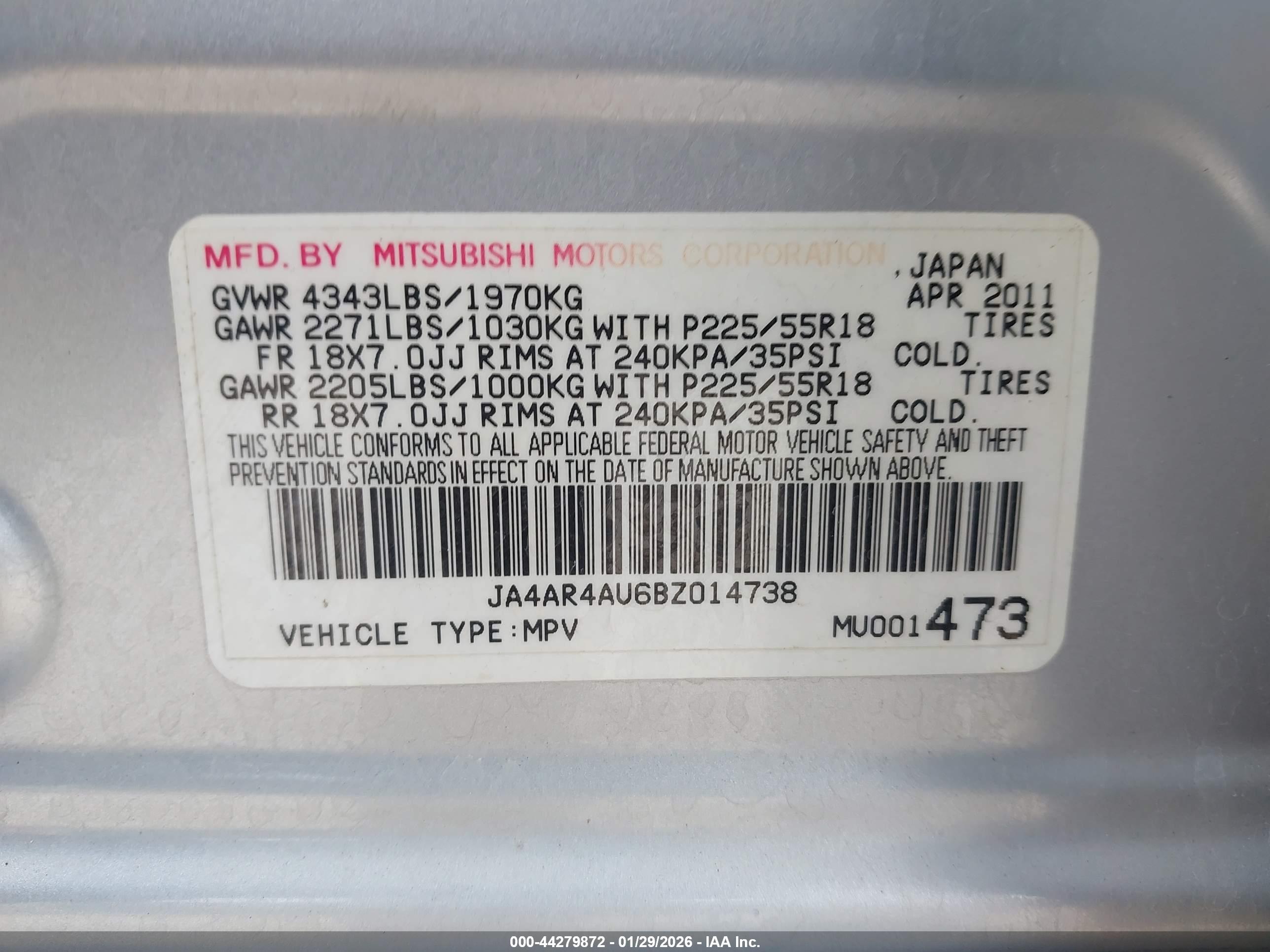 MITSUBISHI OUTLANDER image 9