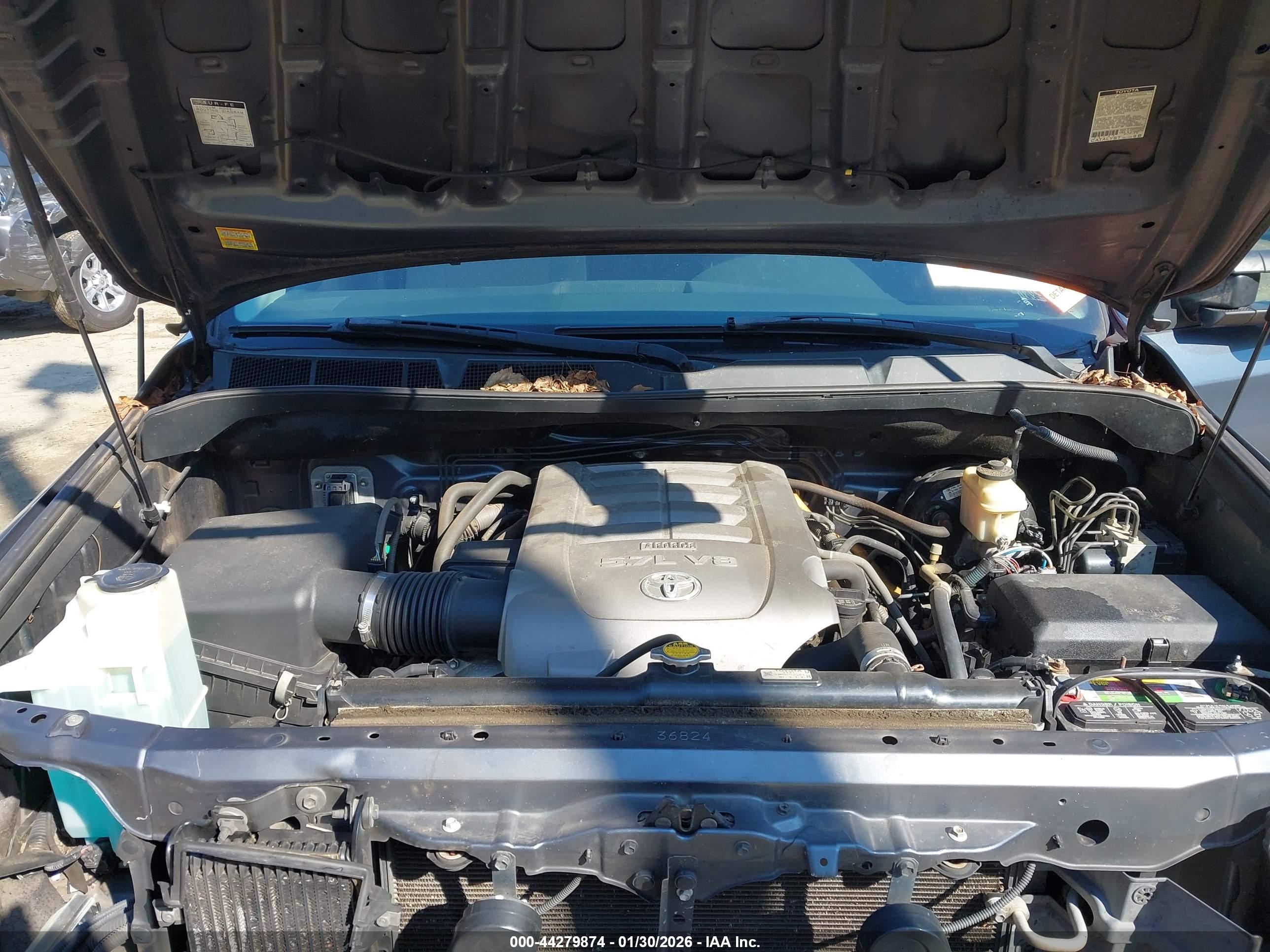 TOYOTA TUNDRA image 10