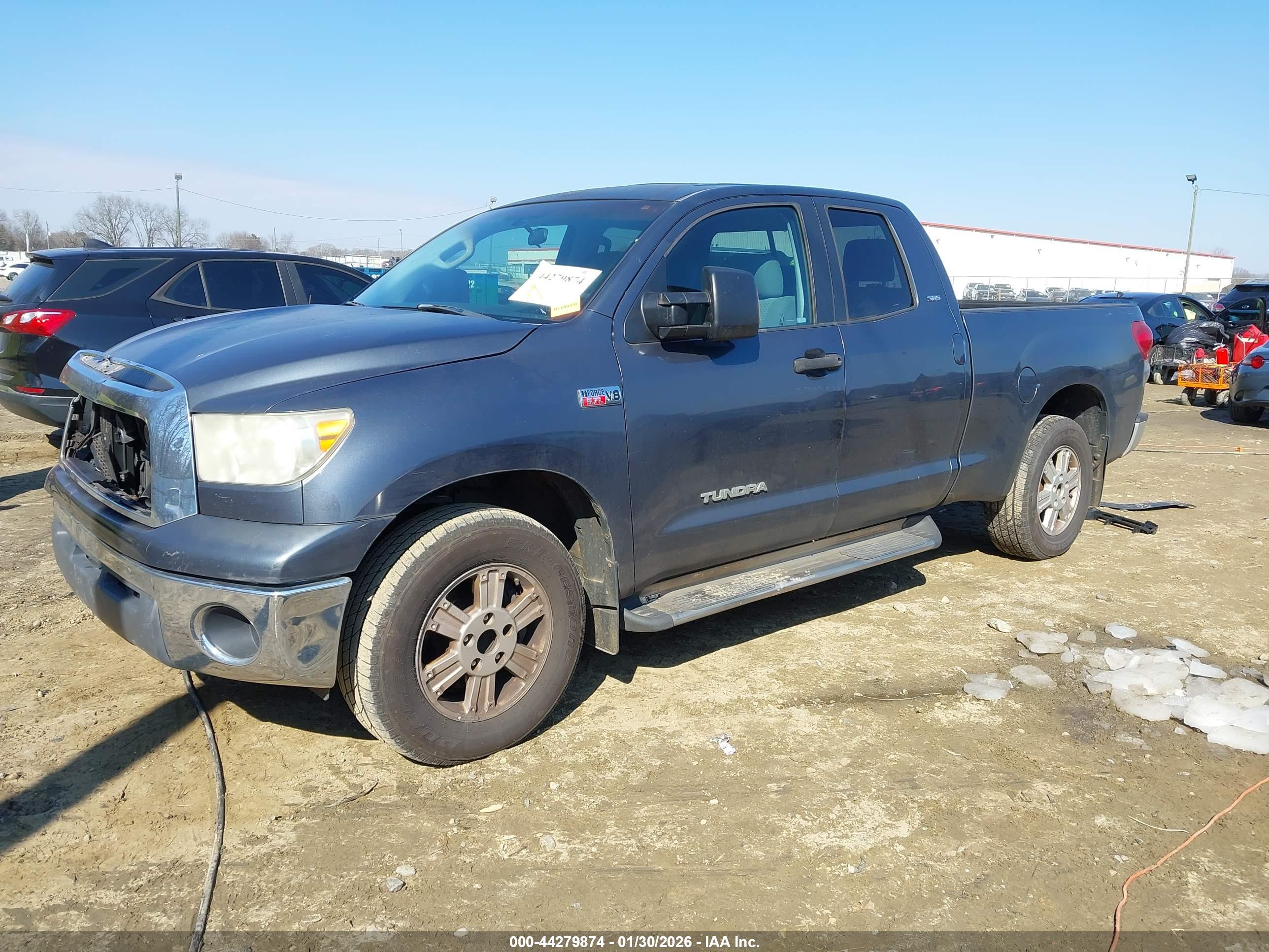 TOYOTA TUNDRA image 2