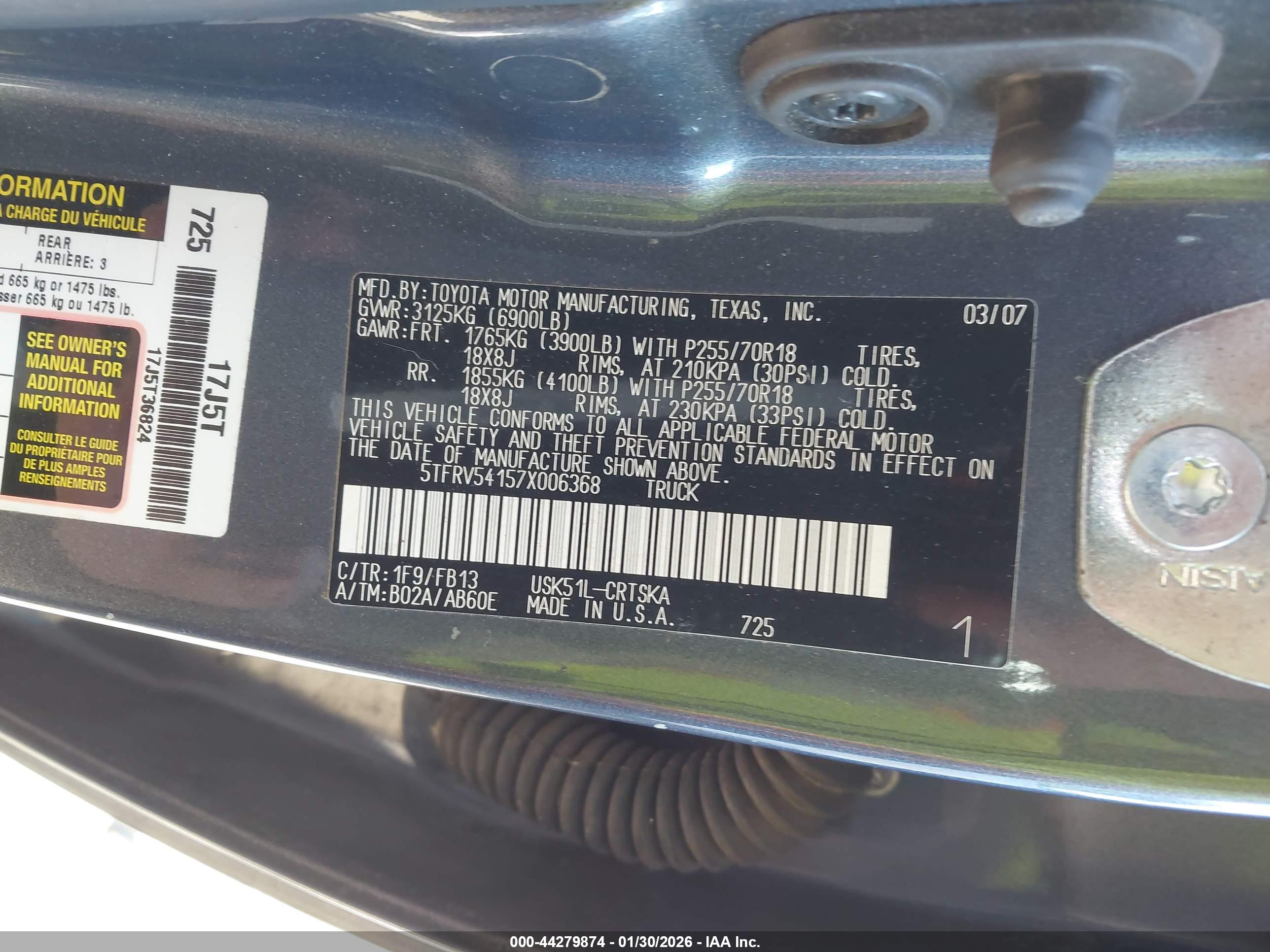 TOYOTA TUNDRA image 9