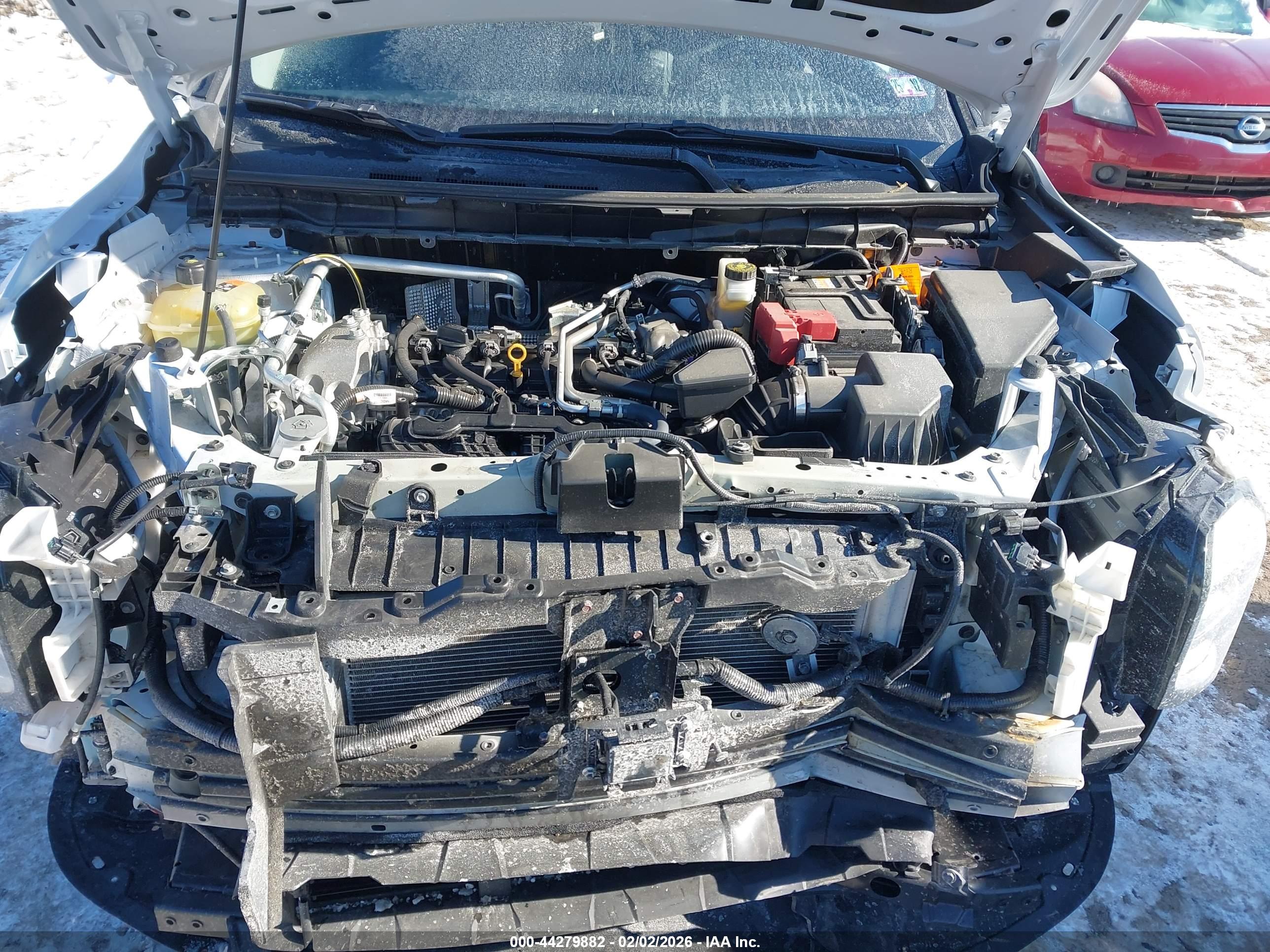 MITSUBISHI OUTLANDER image 10