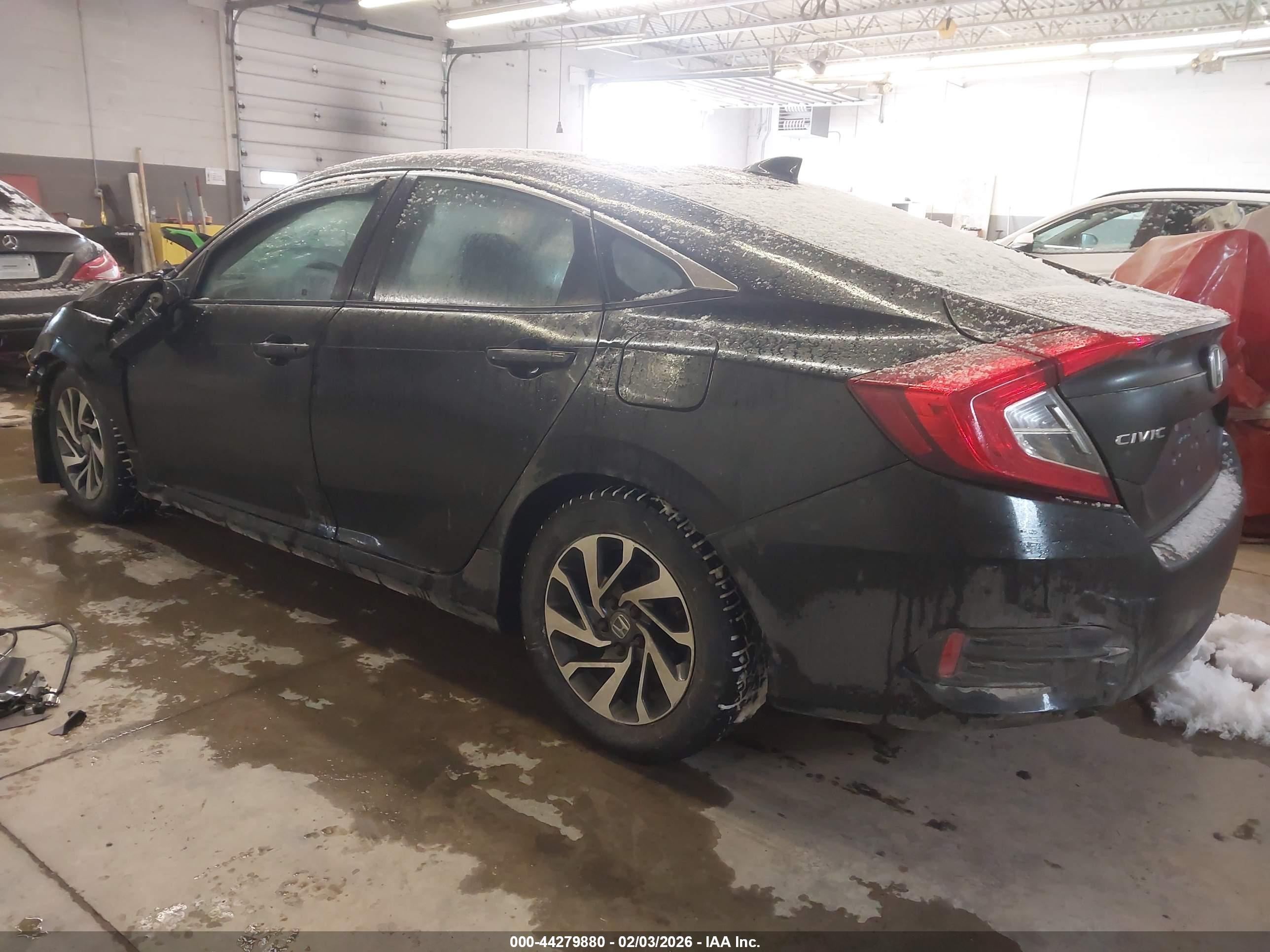 HONDA CIVIC image 3