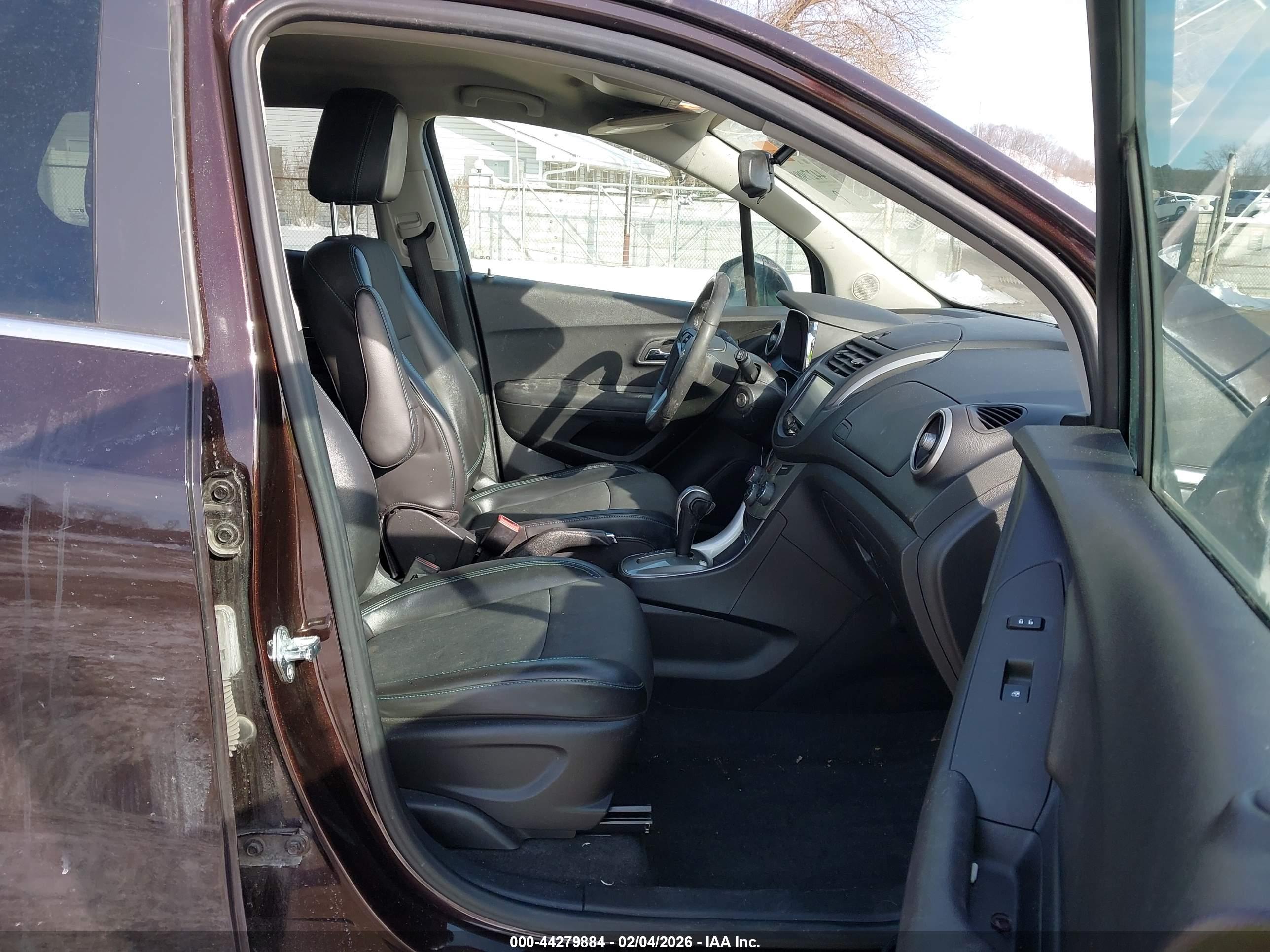 CHEVROLET TRAX image 5