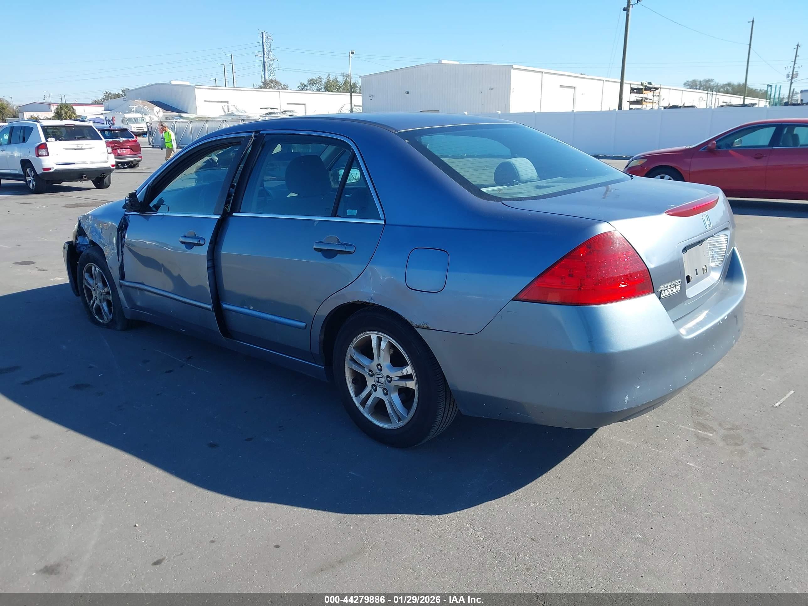 HONDA ACCORD image 3