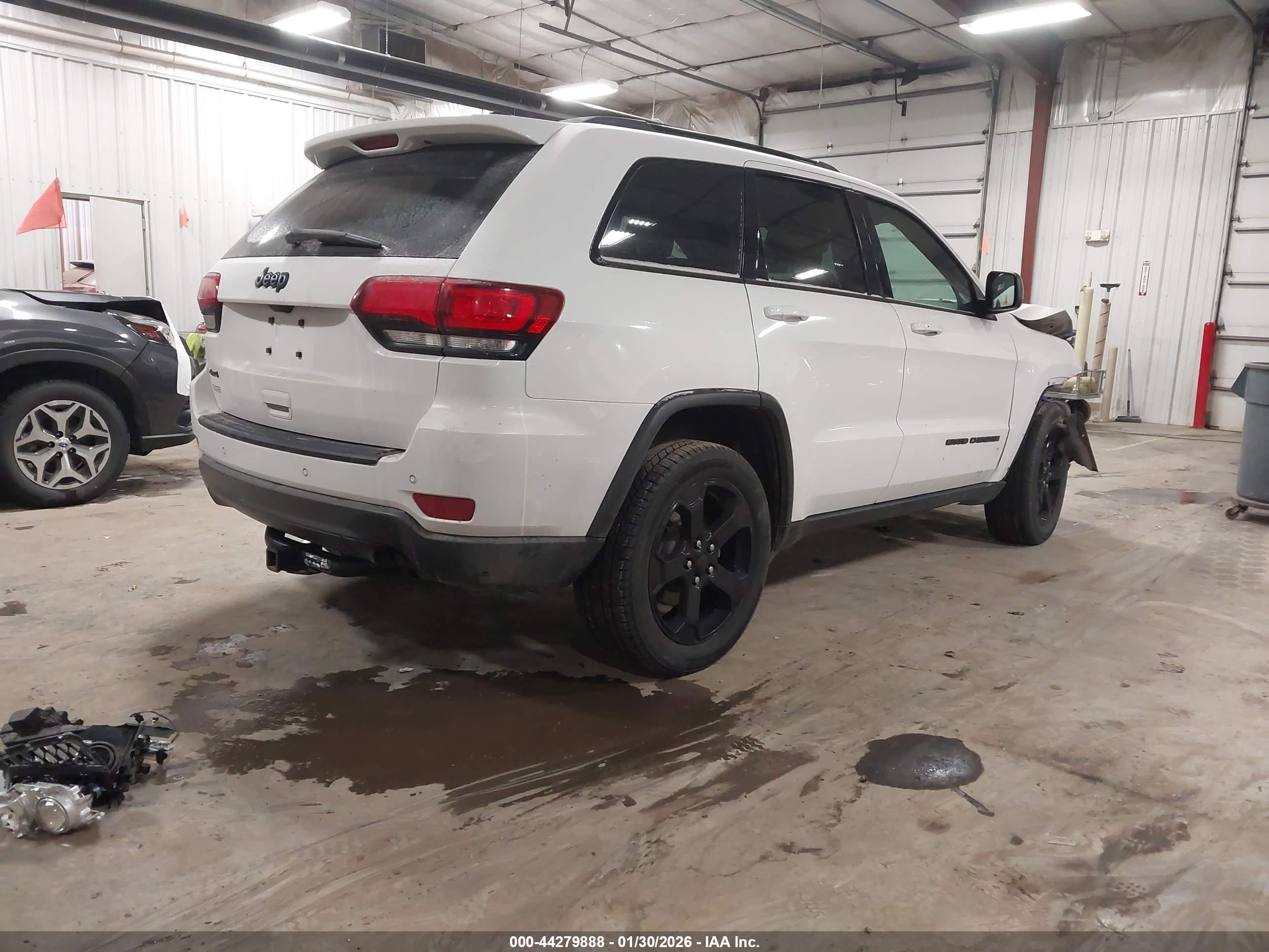 JEEP GRAND image 4